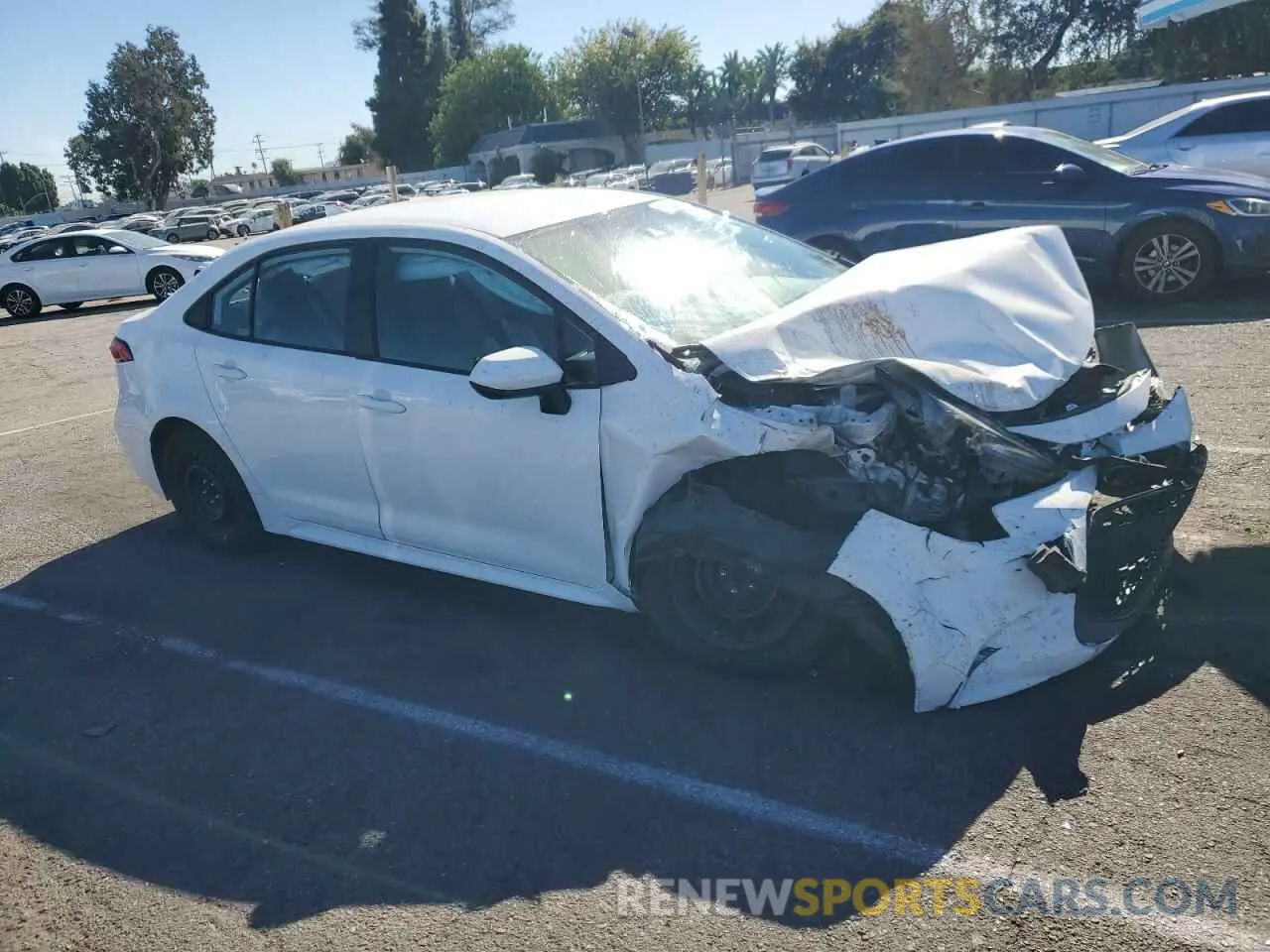 4 Photograph of a damaged car 5YFEPMAEXNP348243 TOYOTA COROLLA 2022
