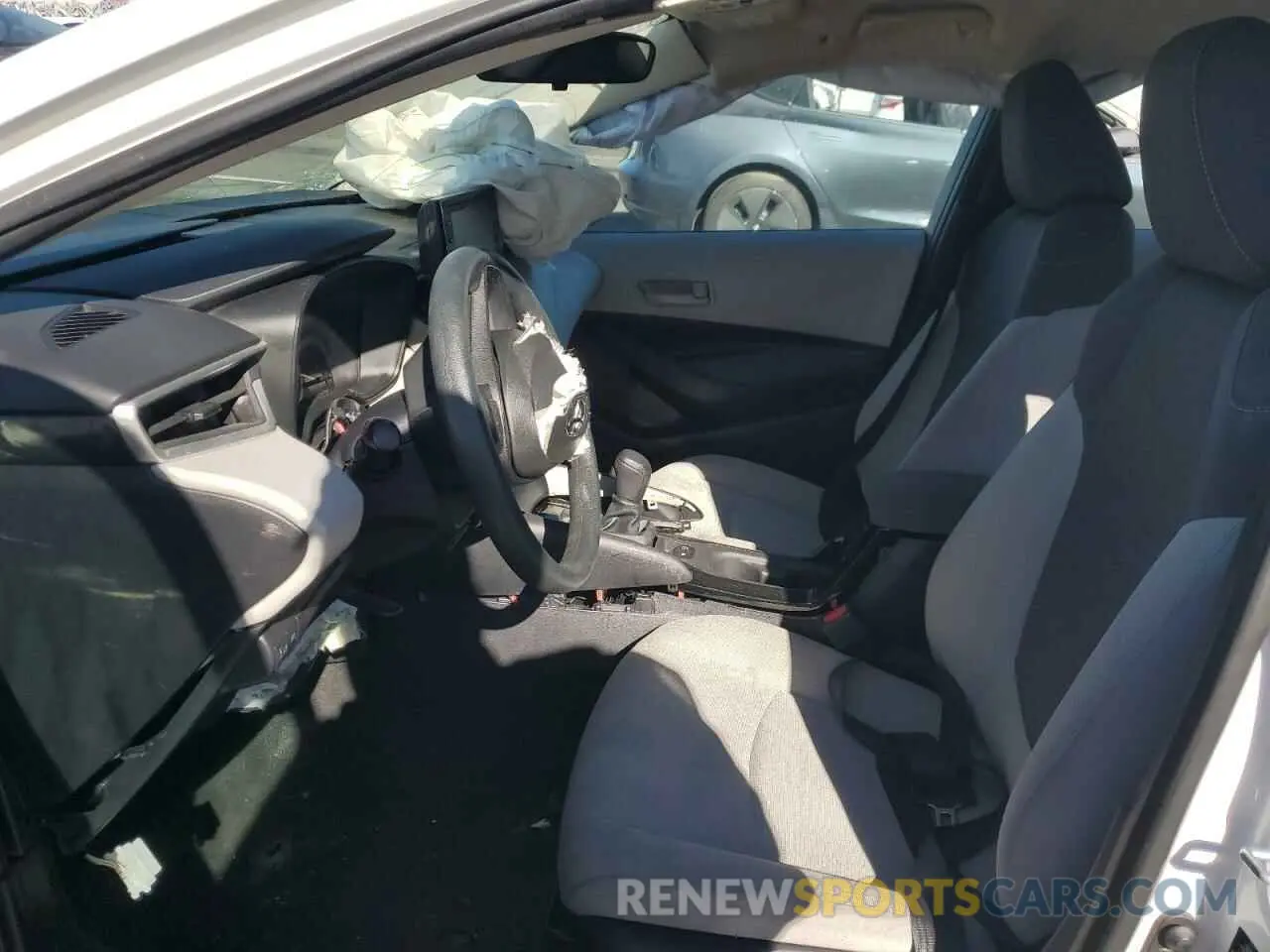 7 Photograph of a damaged car 5YFEPMAEXNP348243 TOYOTA COROLLA 2022