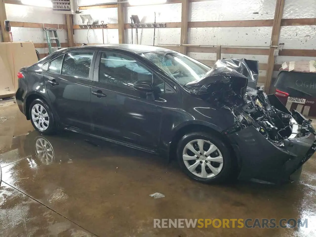 4 Photograph of a damaged car 5YFEPMAEXNP354298 TOYOTA COROLLA 2022