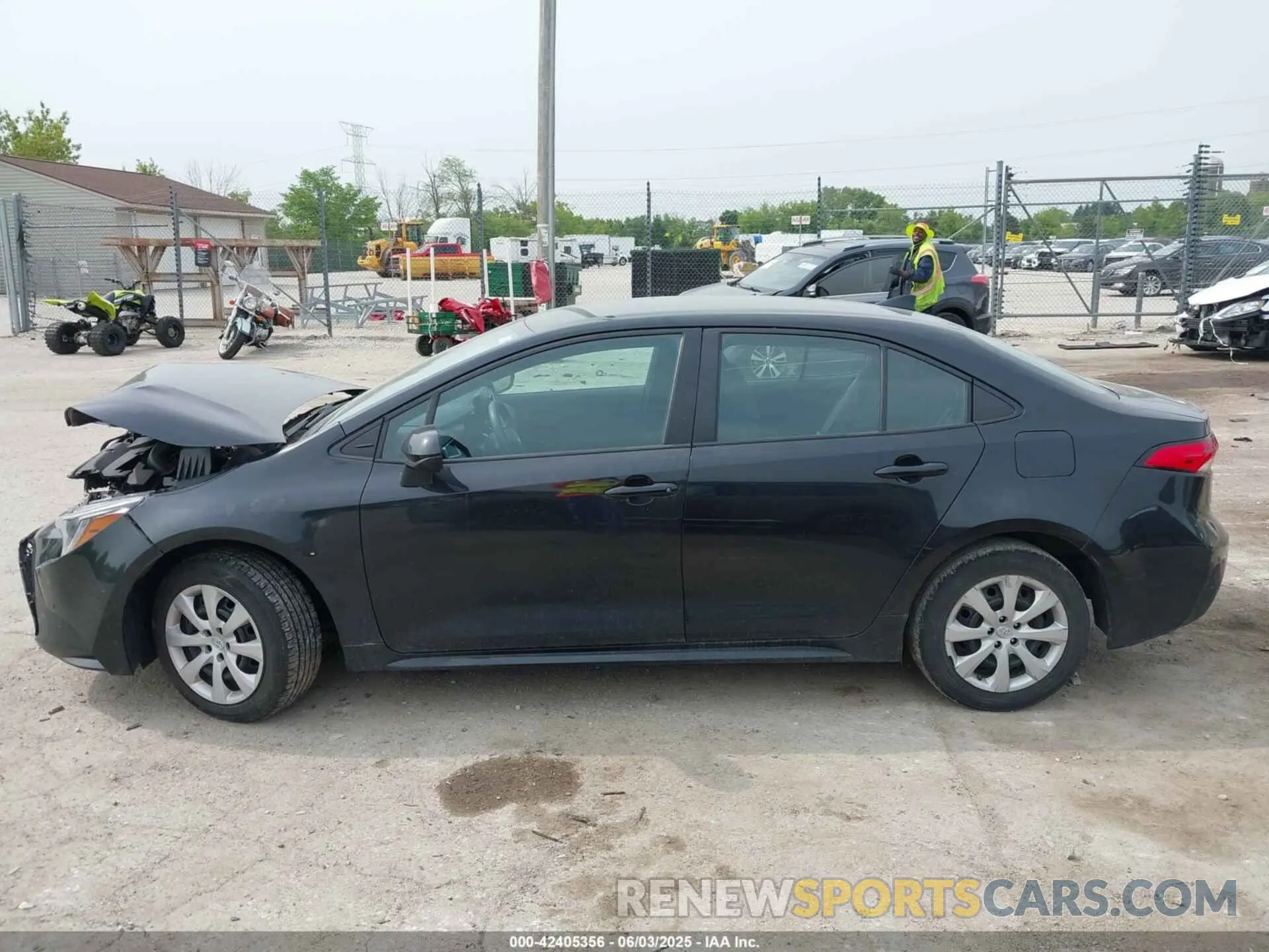 14 Photograph of a damaged car 5YFEPMAEXNP356603 TOYOTA COROLLA 2022