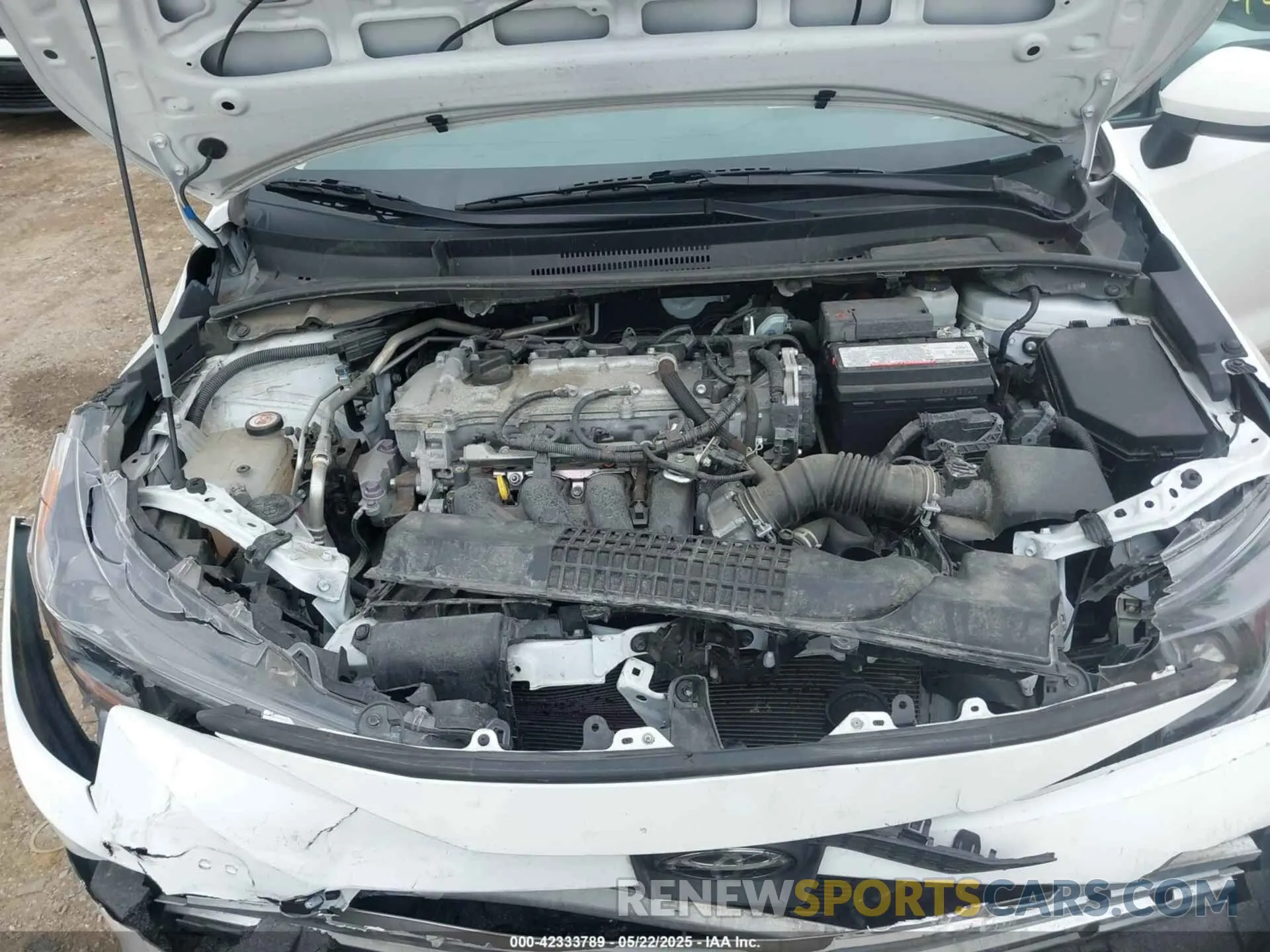 10 Photograph of a damaged car 5YFEPMAEXNP367004 TOYOTA COROLLA 2022