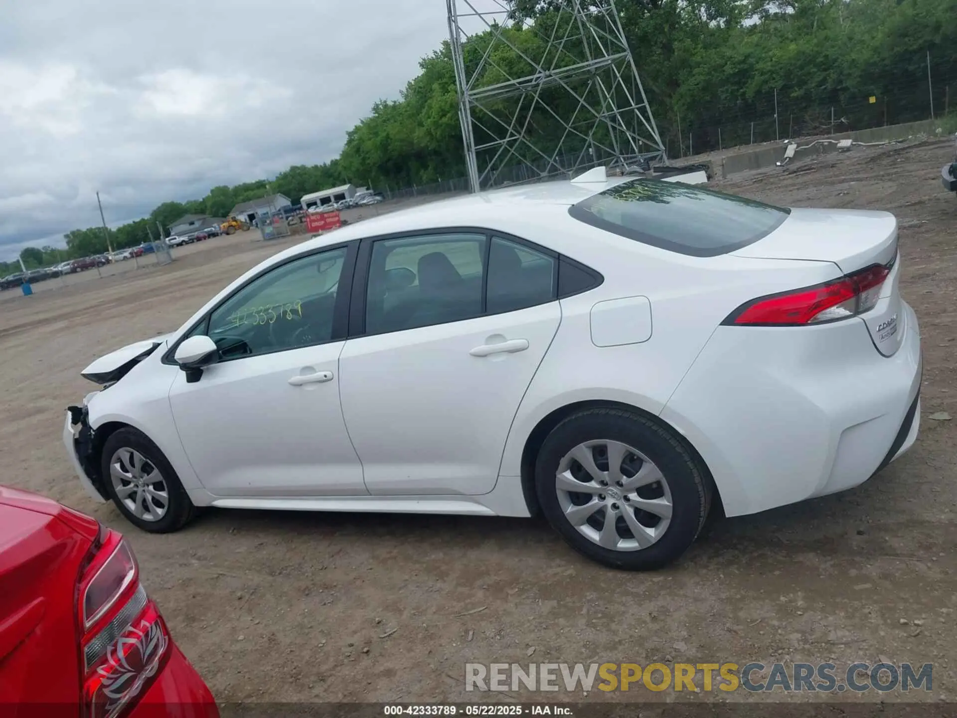 15 Photograph of a damaged car 5YFEPMAEXNP367004 TOYOTA COROLLA 2022
