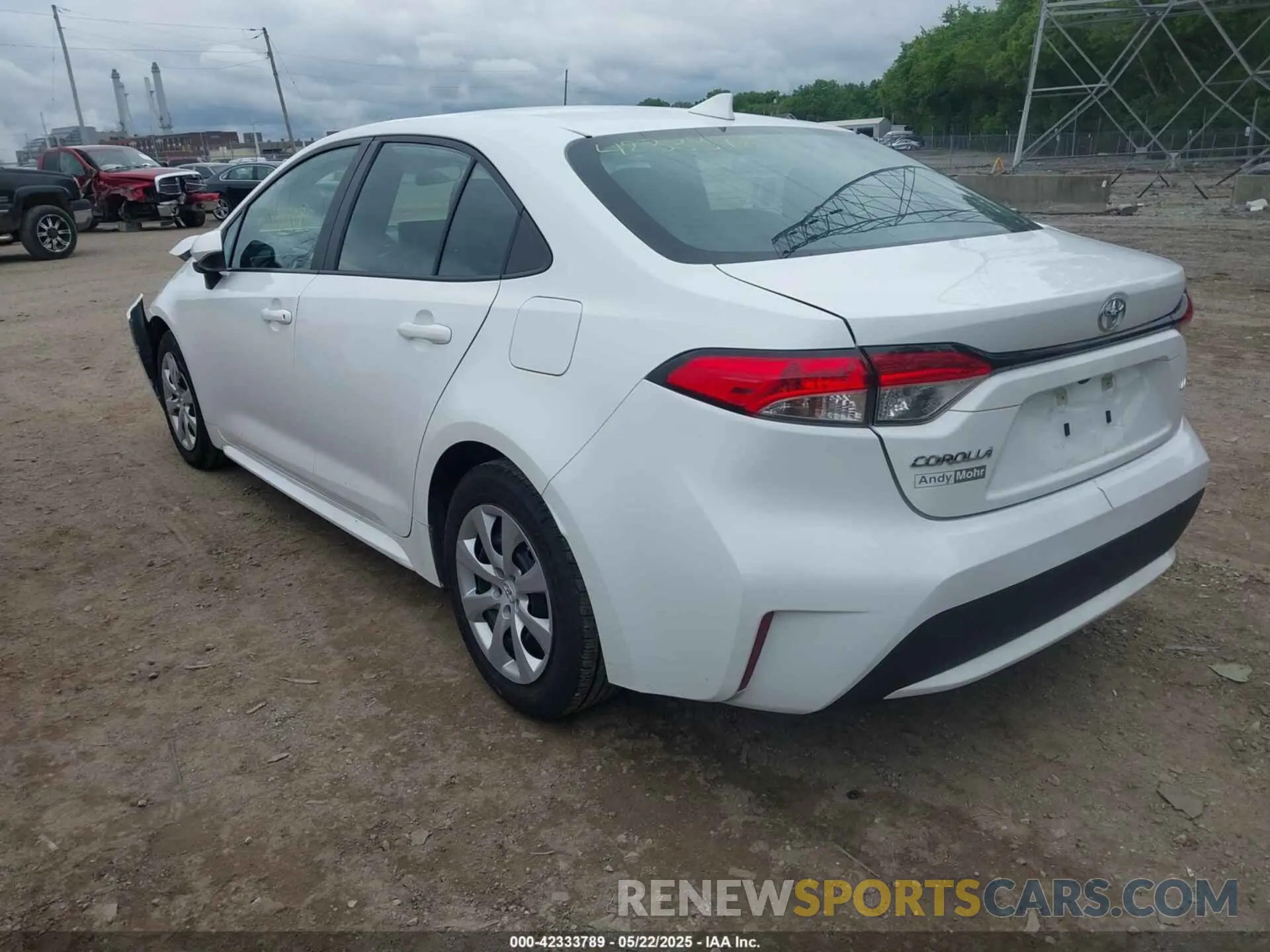 3 Photograph of a damaged car 5YFEPMAEXNP367004 TOYOTA COROLLA 2022