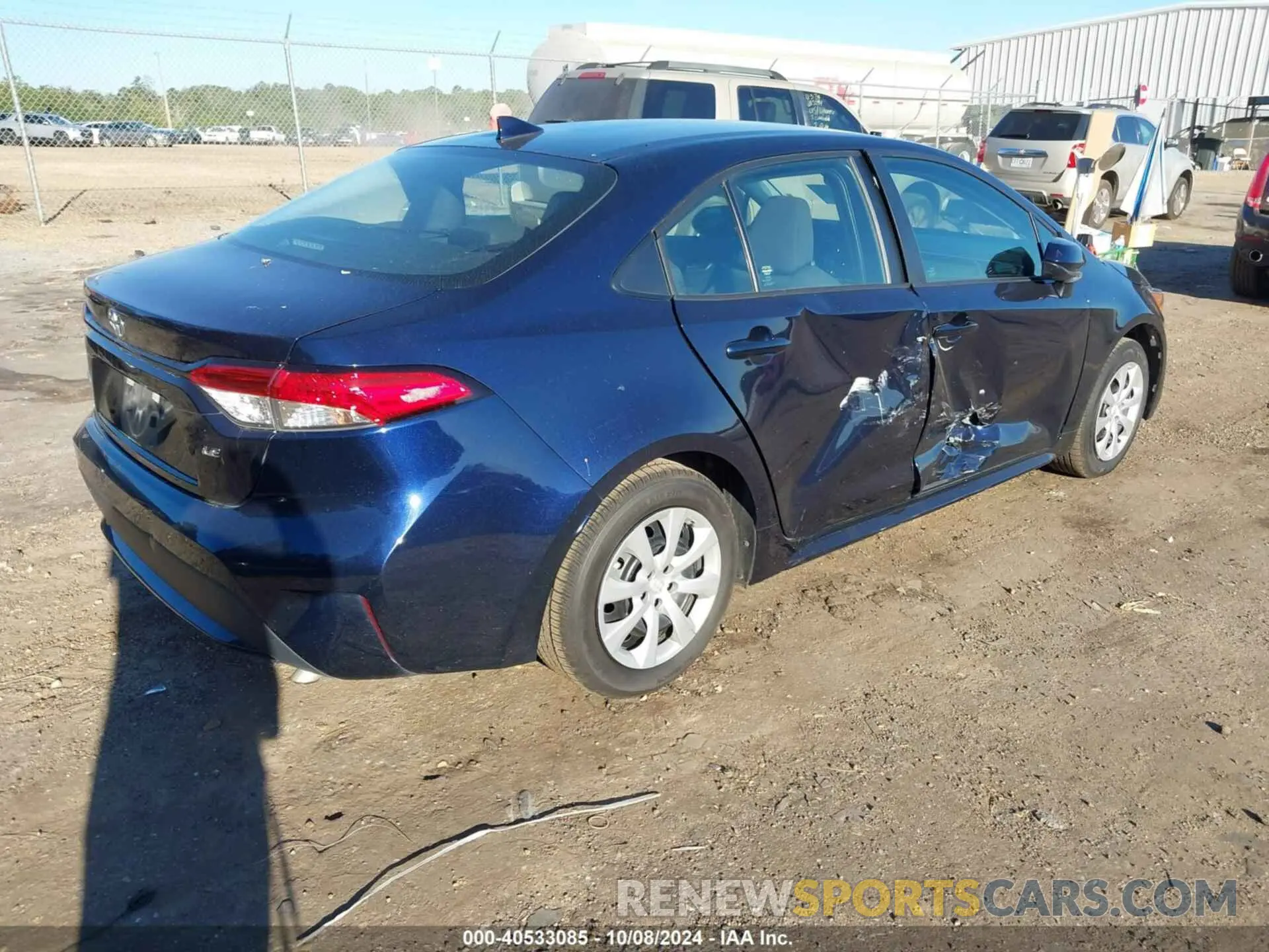 4 Photograph of a damaged car 5YFEPMAEXNP368511 TOYOTA COROLLA 2022