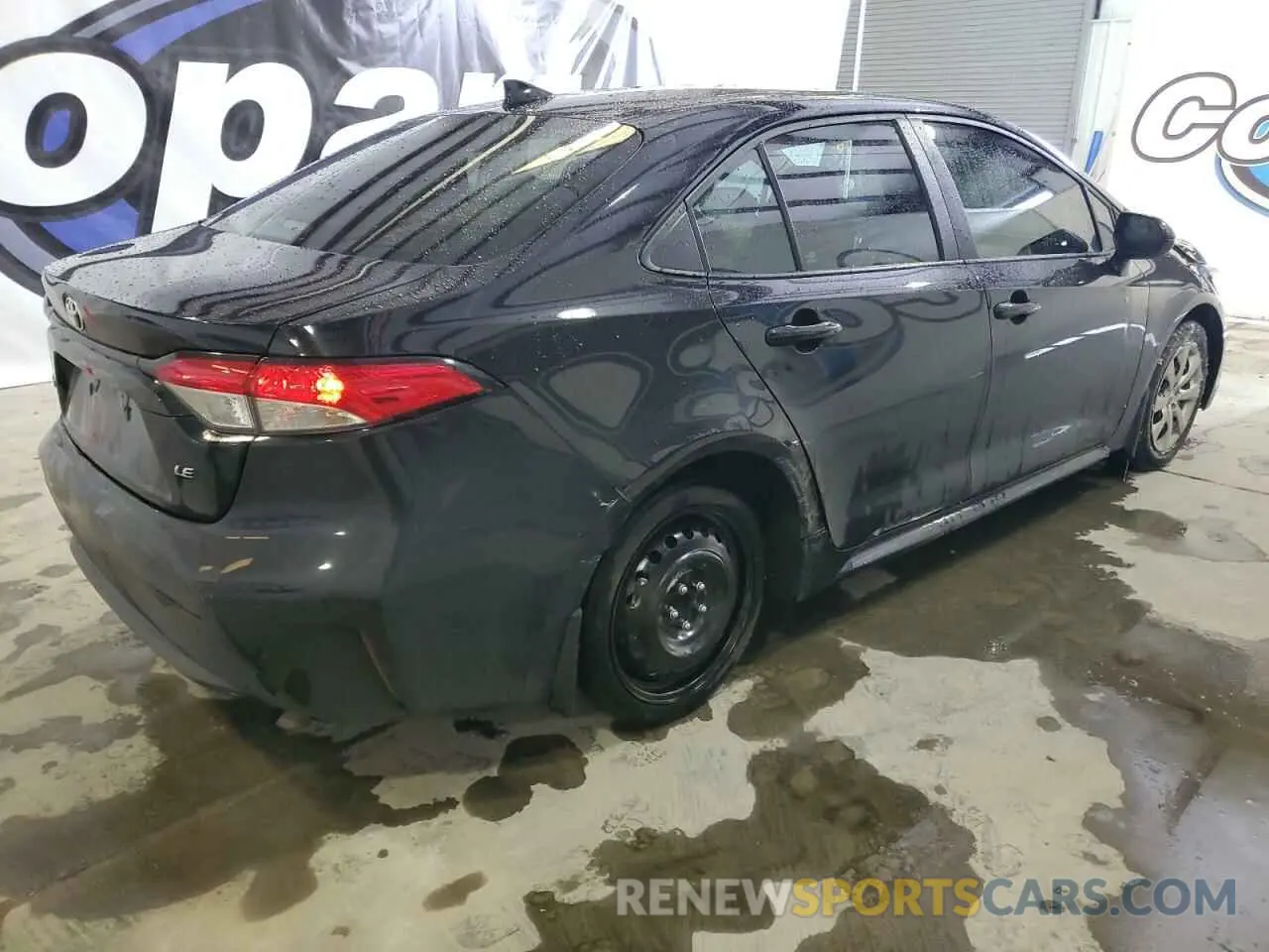 3 Photograph of a damaged car 5YFEPMAEXNP372039 TOYOTA COROLLA 2022