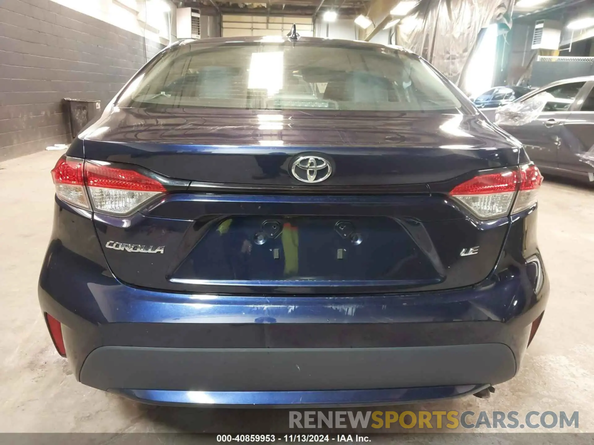 16 Photograph of a damaged car 5YFEPMAEXNP376740 TOYOTA COROLLA 2022