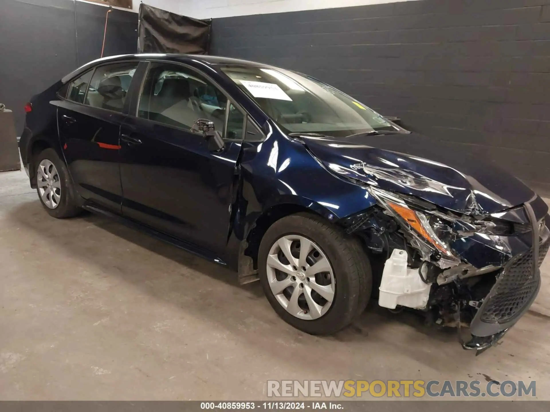 6 Photograph of a damaged car 5YFEPMAEXNP376740 TOYOTA COROLLA 2022