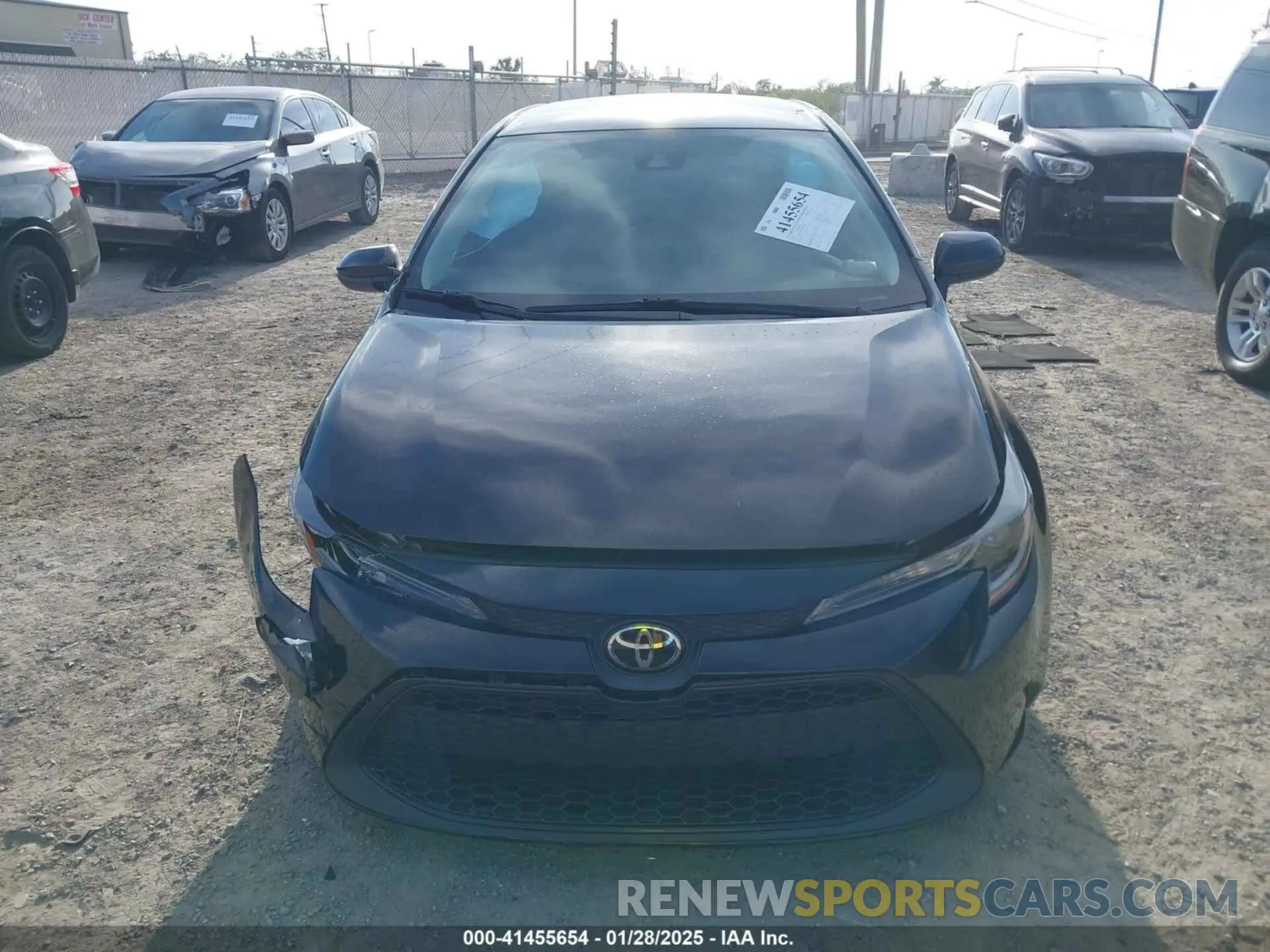 12 Photograph of a damaged car 5YFEPMAEXNP389584 TOYOTA COROLLA 2022
