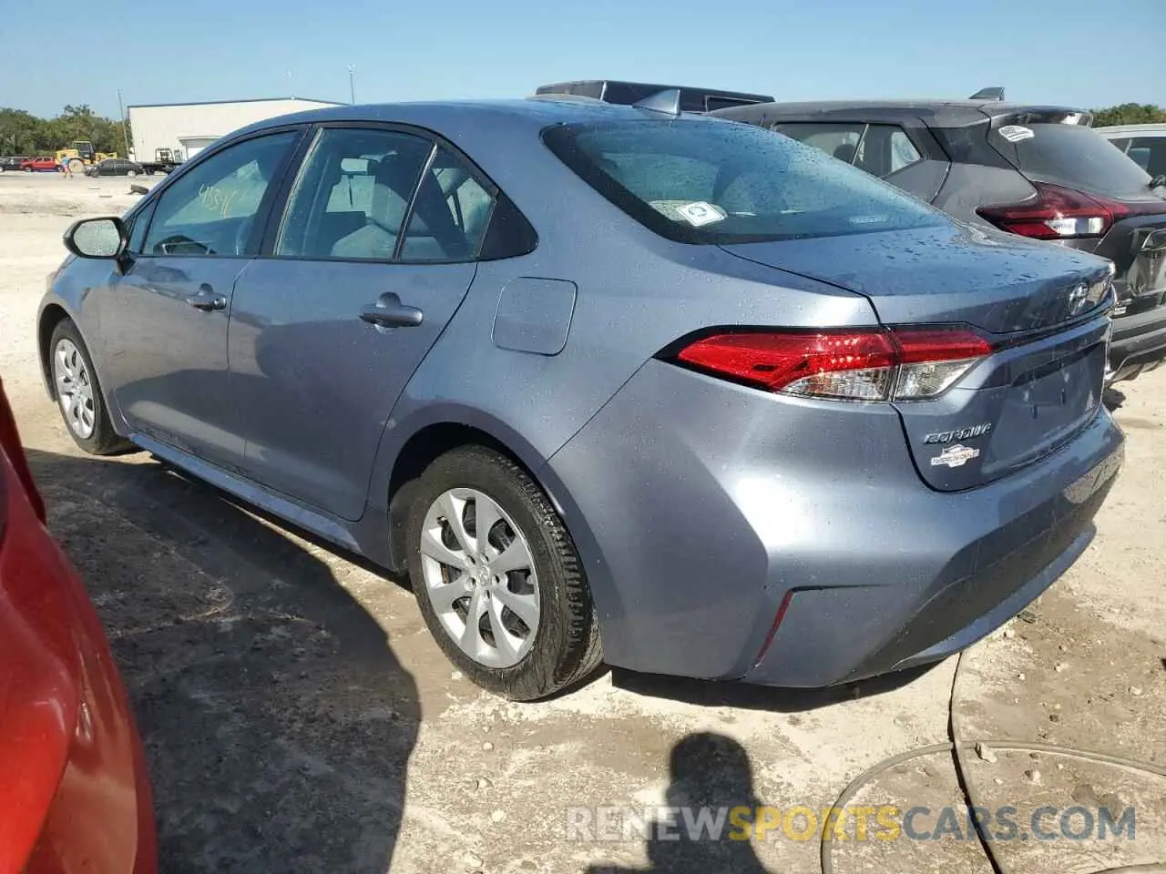 2 Photograph of a damaged car 5YFEPMAEXNP390010 TOYOTA COROLLA 2022