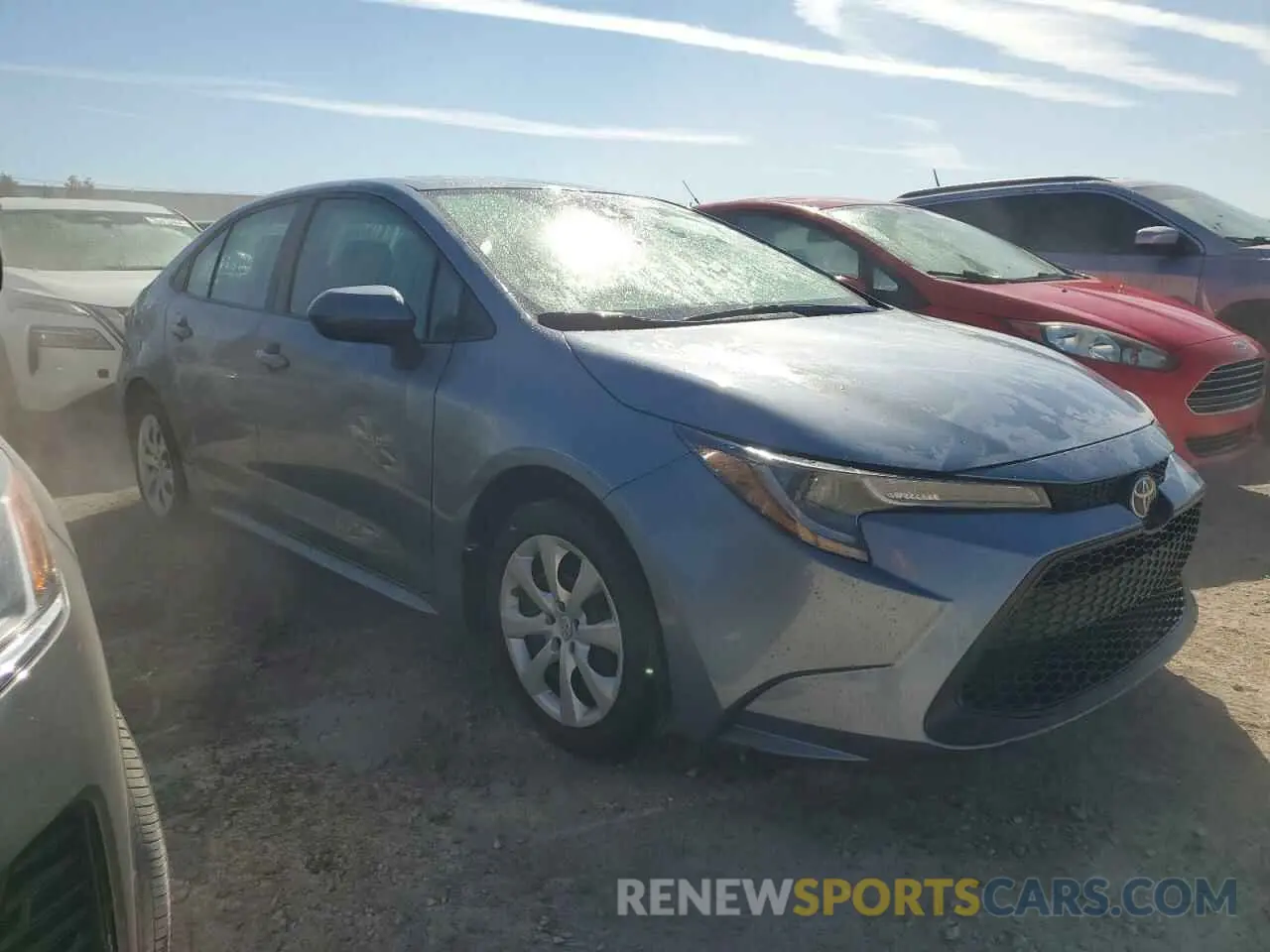 4 Photograph of a damaged car 5YFEPMAEXNP390010 TOYOTA COROLLA 2022