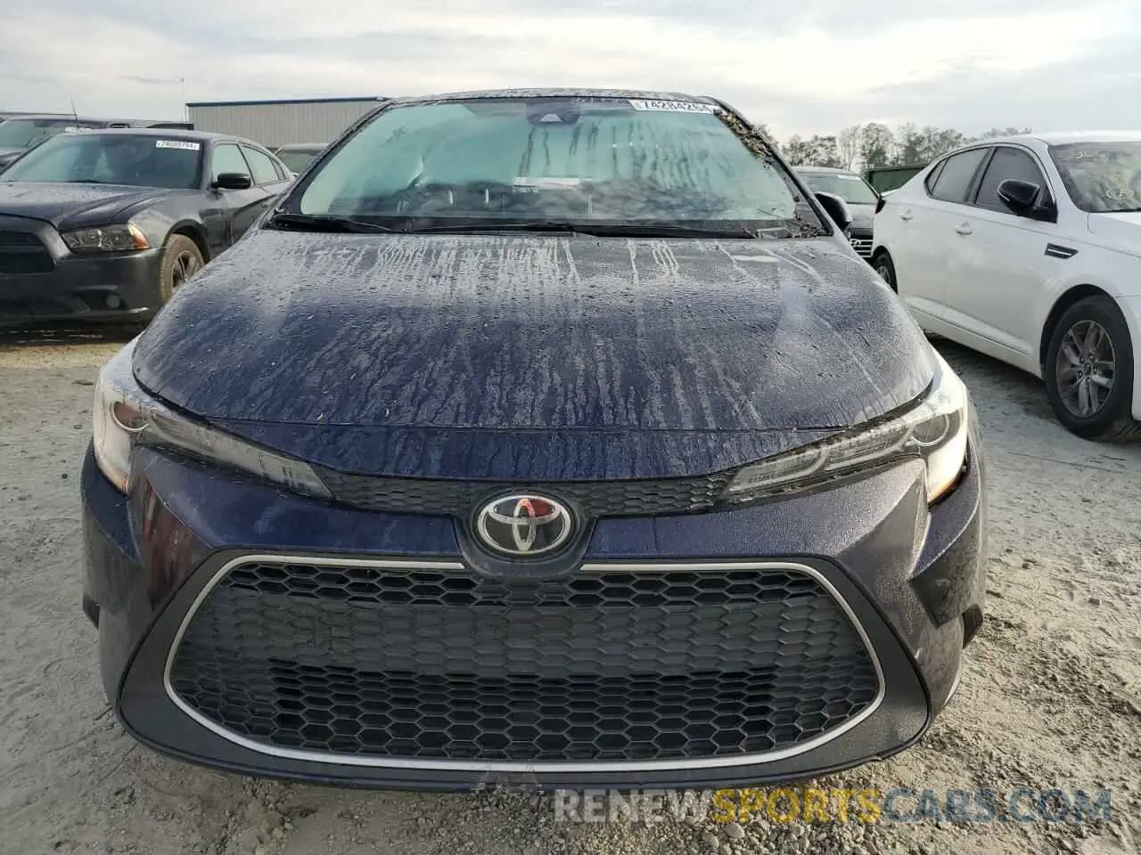 5 Photograph of a damaged car 5YFFPMAE2NP323731 TOYOTA COROLLA 2022