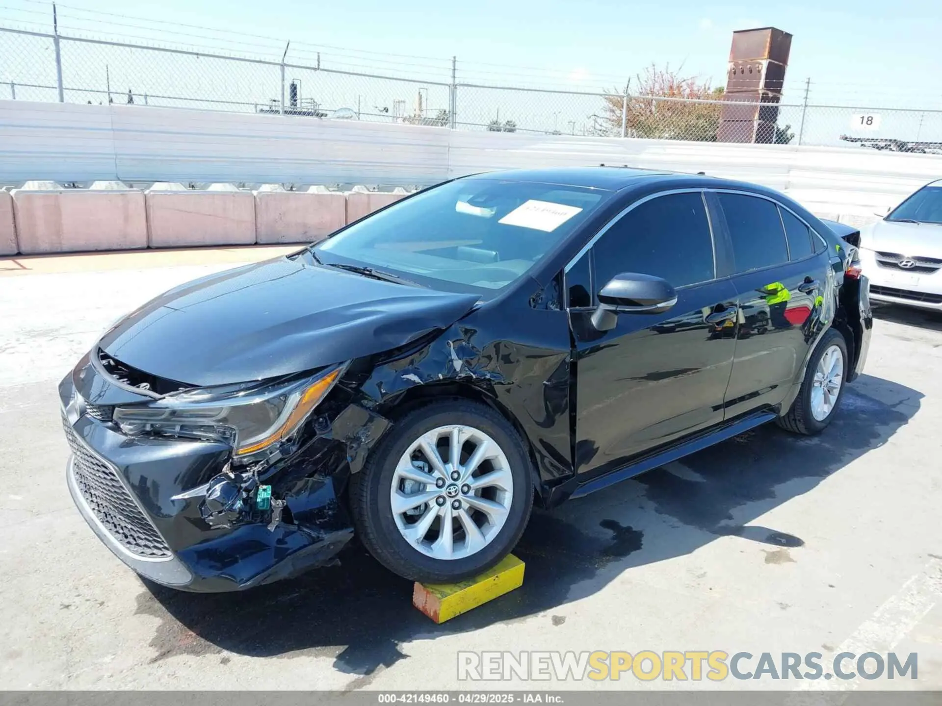 2 Photograph of a damaged car 5YFFPMAE7NP382094 TOYOTA COROLLA 2022