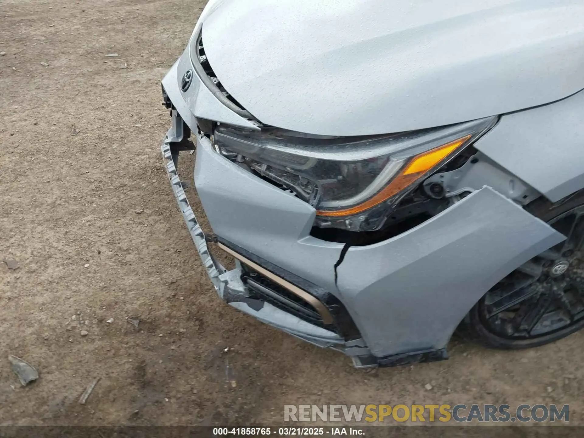 6 Photograph of a damaged car 5YFM4MCE6NP114652 TOYOTA COROLLA 2022
