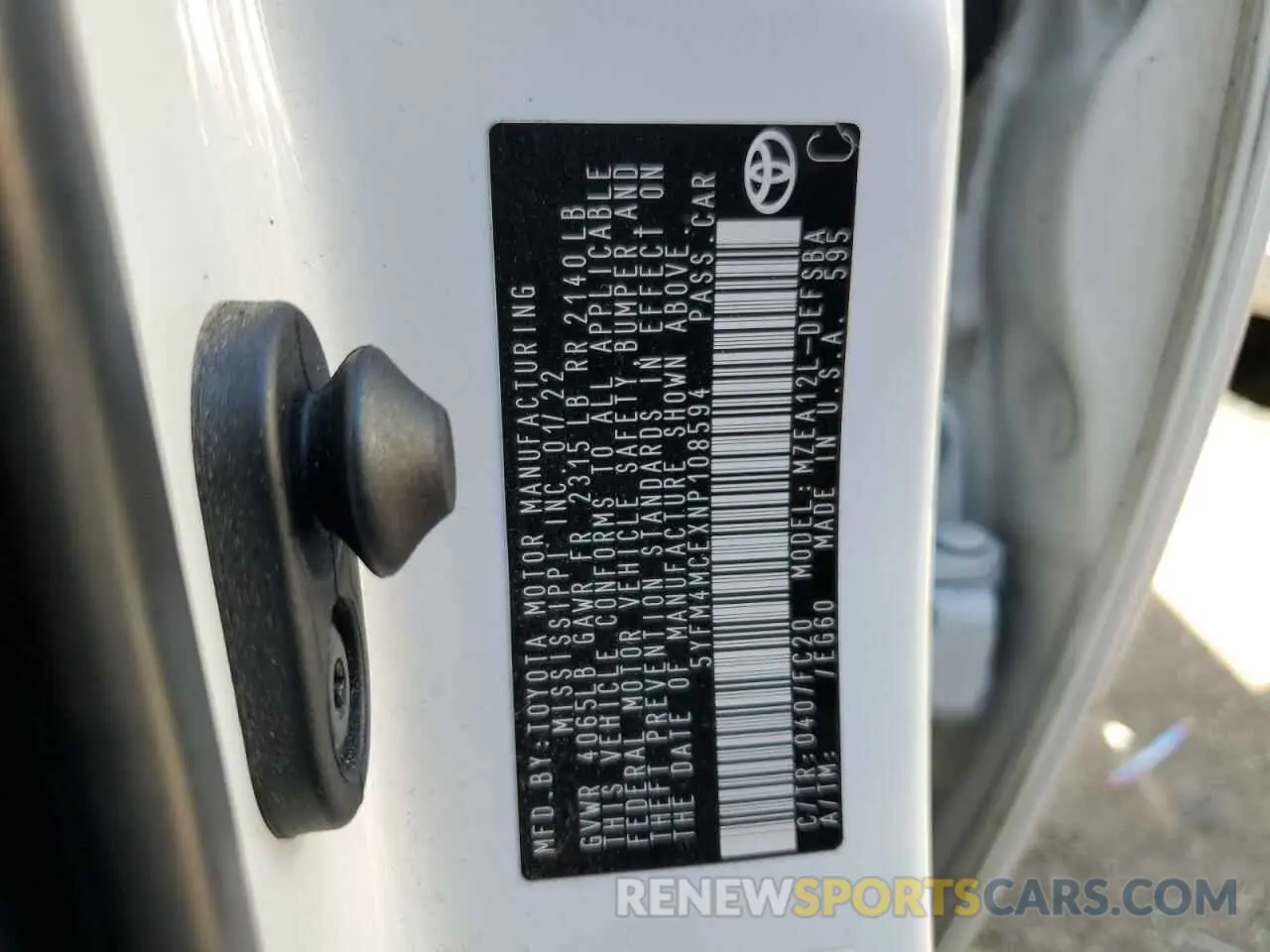12 Photograph of a damaged car 5YFM4MCEXNP108594 TOYOTA COROLLA 2022