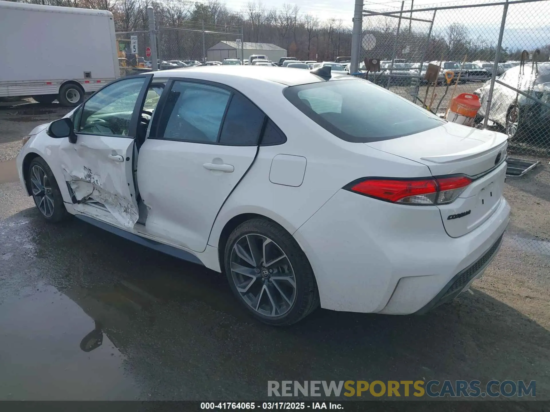3 Photograph of a damaged car 5YFP4MCE3NP103217 TOYOTA COROLLA 2022