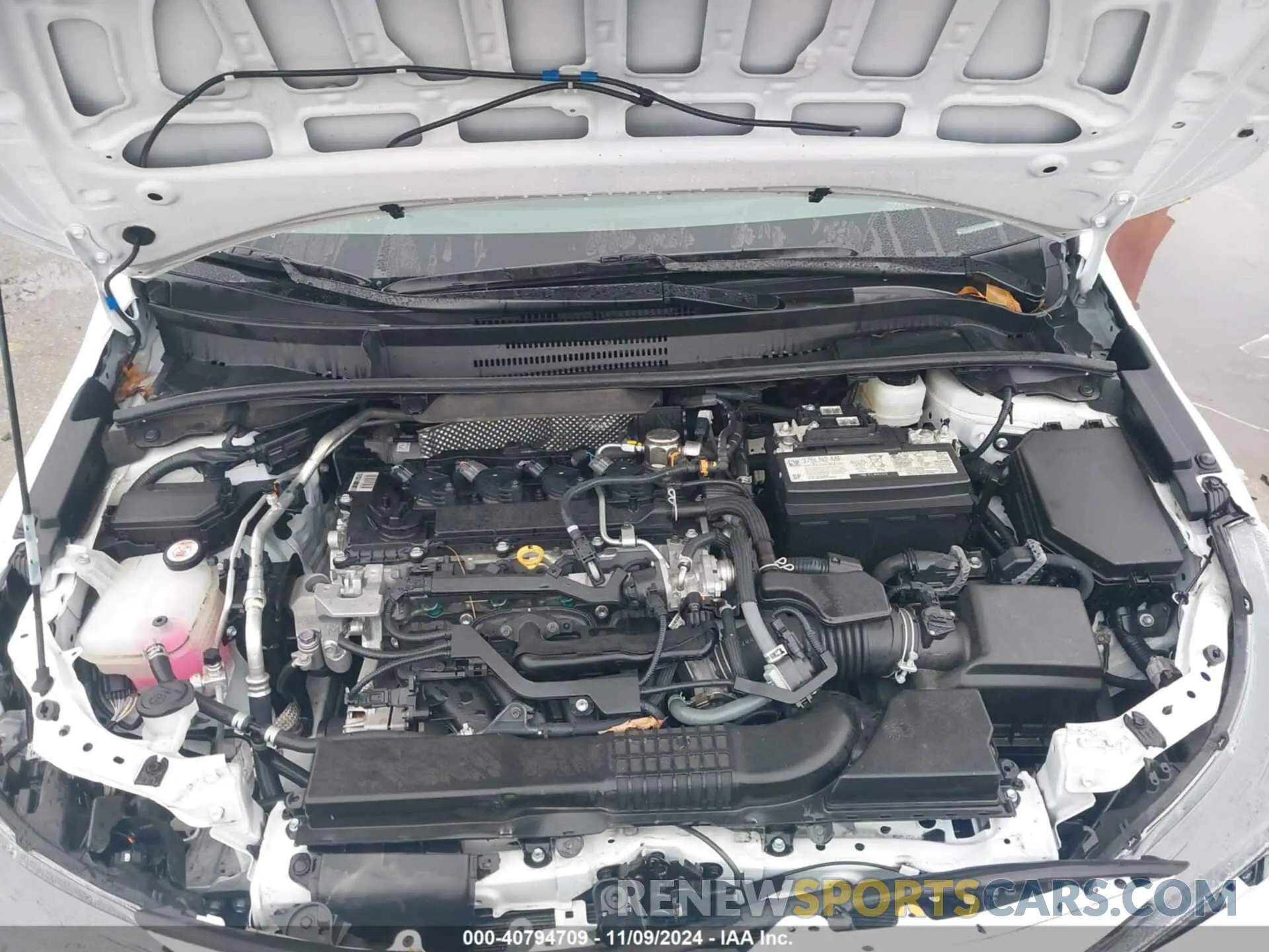 10 Photograph of a damaged car 5YFP4MCE3NP138601 TOYOTA COROLLA 2022