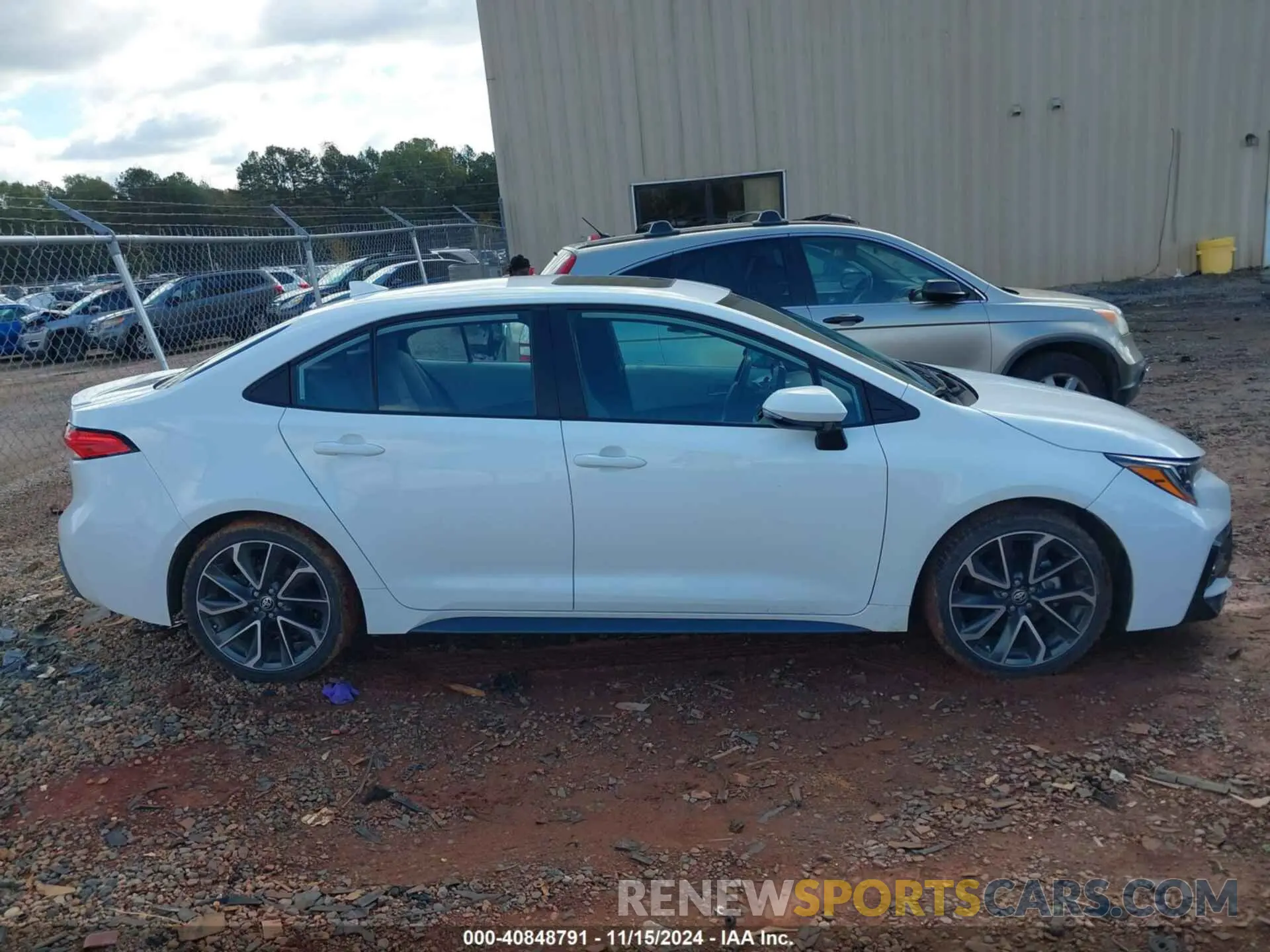 13 Photograph of a damaged car 5YFP4MCE7NP133031 TOYOTA COROLLA 2022