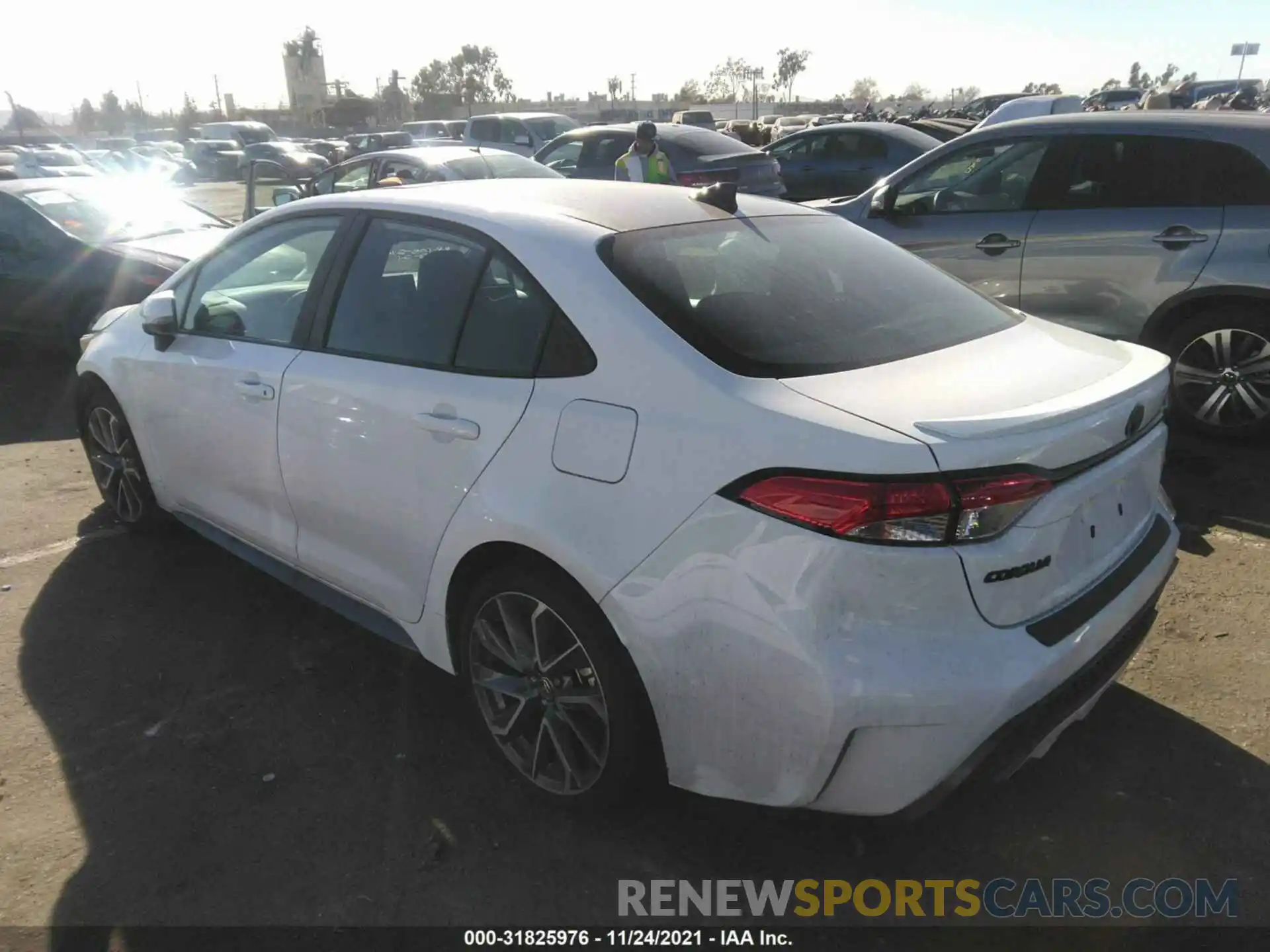 3 Photograph of a damaged car 5YFP4MCE8NP101009 TOYOTA COROLLA 2022