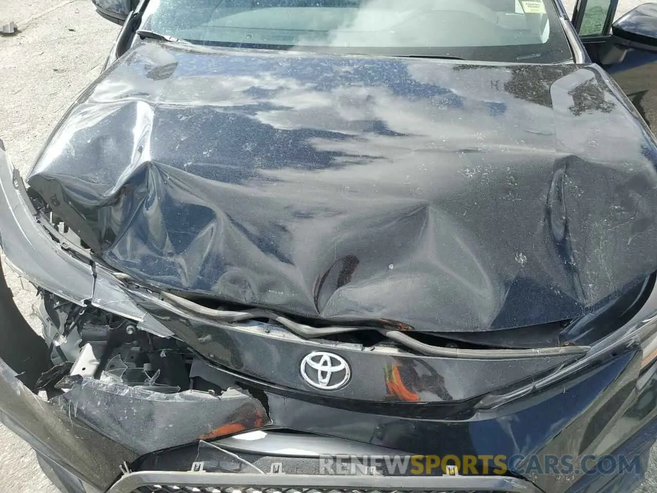 11 Photograph of a damaged car 5YFP4MCE8NP137279 TOYOTA COROLLA 2022