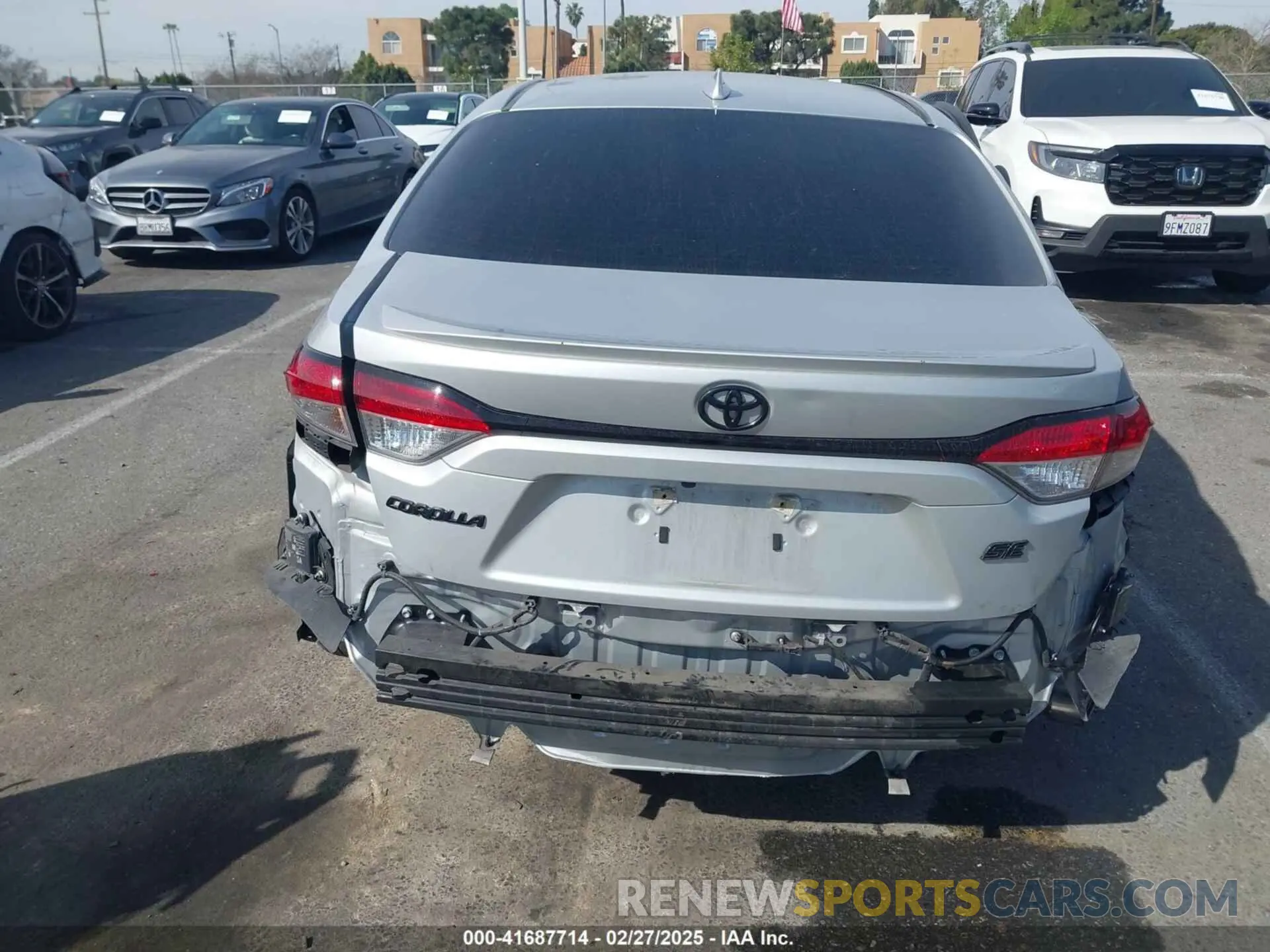 15 Photograph of a damaged car 5YFP4MCE9NP107370 TOYOTA COROLLA 2022