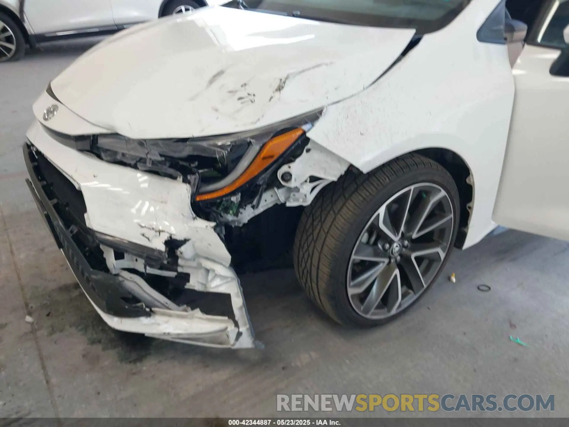 6 Photograph of a damaged car 5YFP4MCE9NP116294 TOYOTA COROLLA 2022