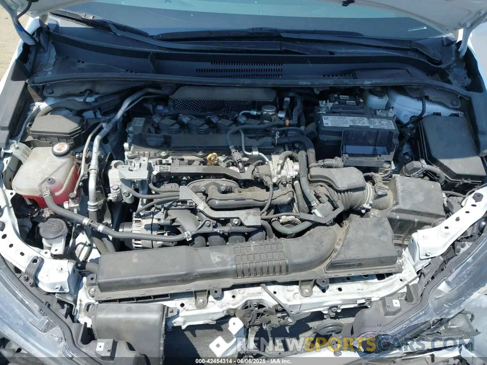 10 Photograph of a damaged car 5YFP4MCEXNP109869 TOYOTA COROLLA 2022