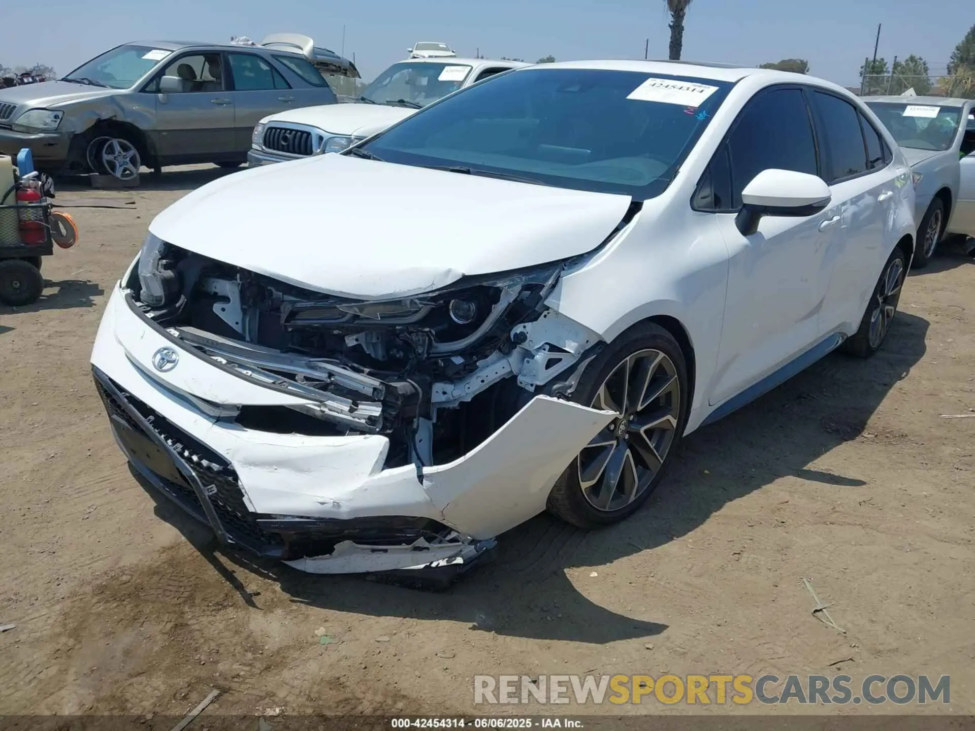 2 Photograph of a damaged car 5YFP4MCEXNP109869 TOYOTA COROLLA 2022