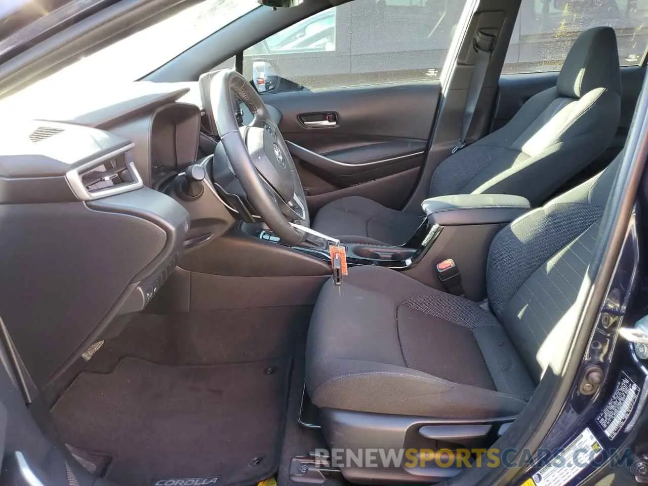 7 Photograph of a damaged car 5YFS4MCE0NP115321 TOYOTA COROLLA 2022