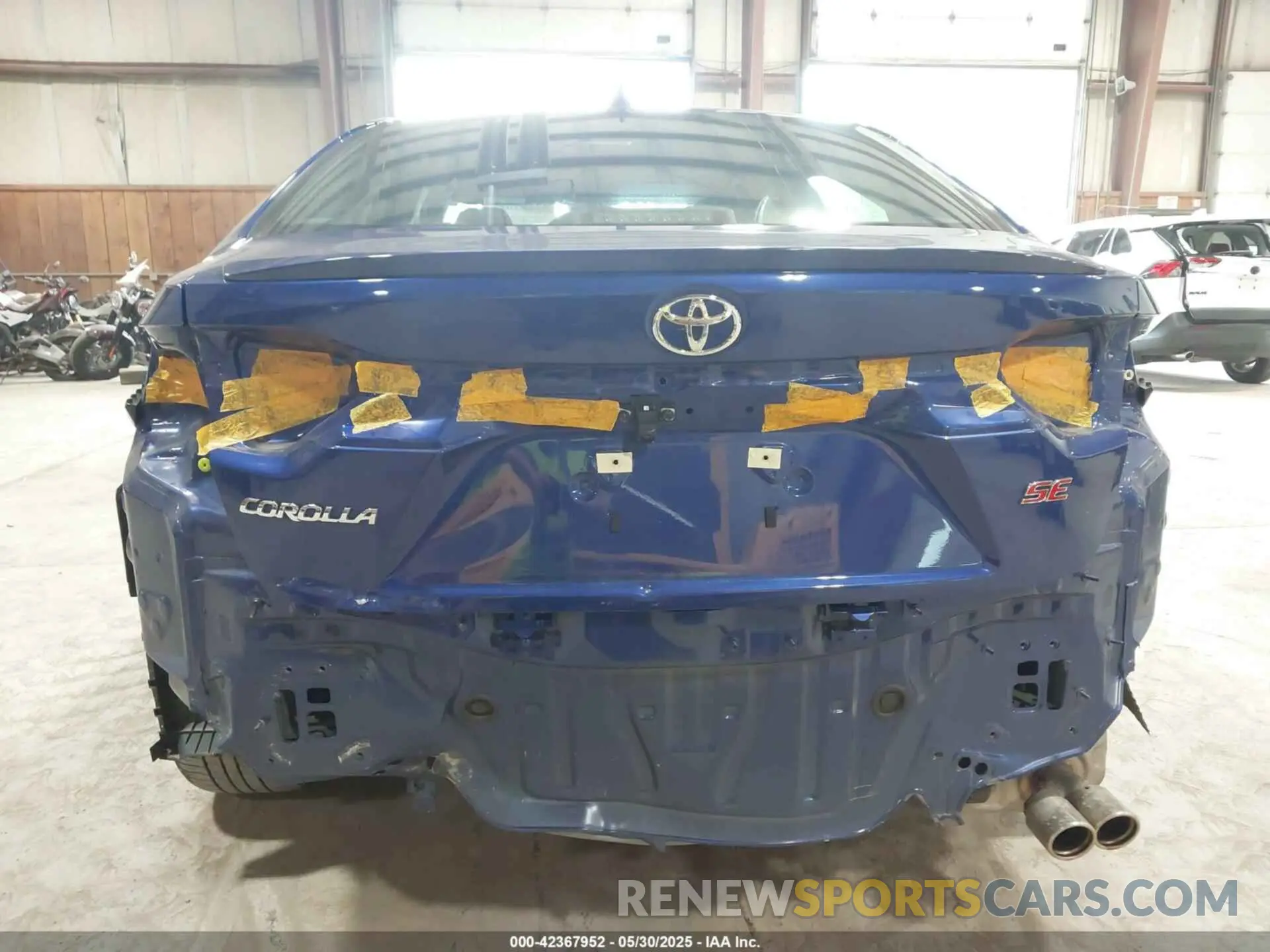 6 Photograph of a damaged car 5YFS4MCE0NP130112 TOYOTA COROLLA 2022