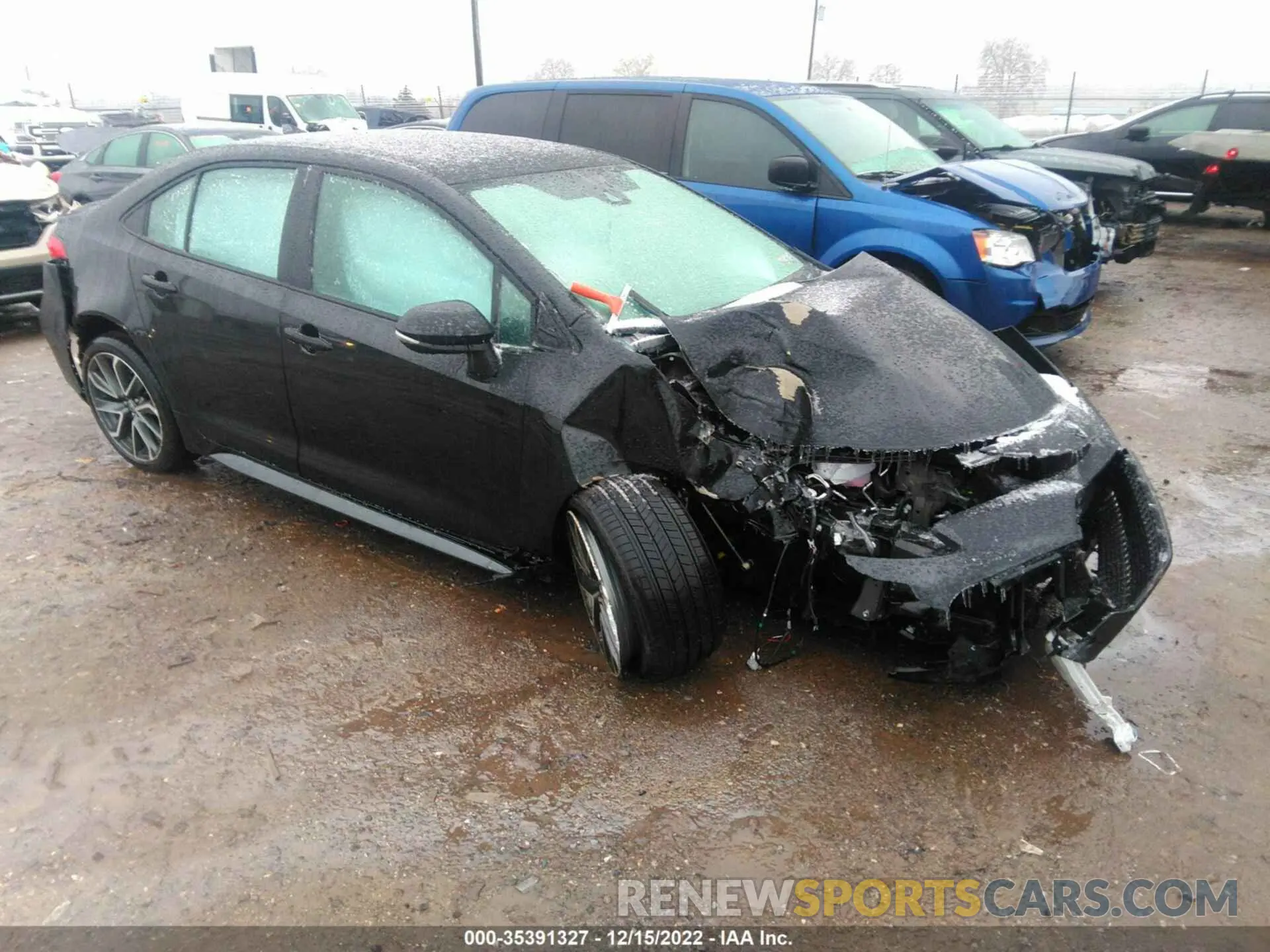 1 Photograph of a damaged car 5YFS4MCE0NP134371 TOYOTA COROLLA 2022
