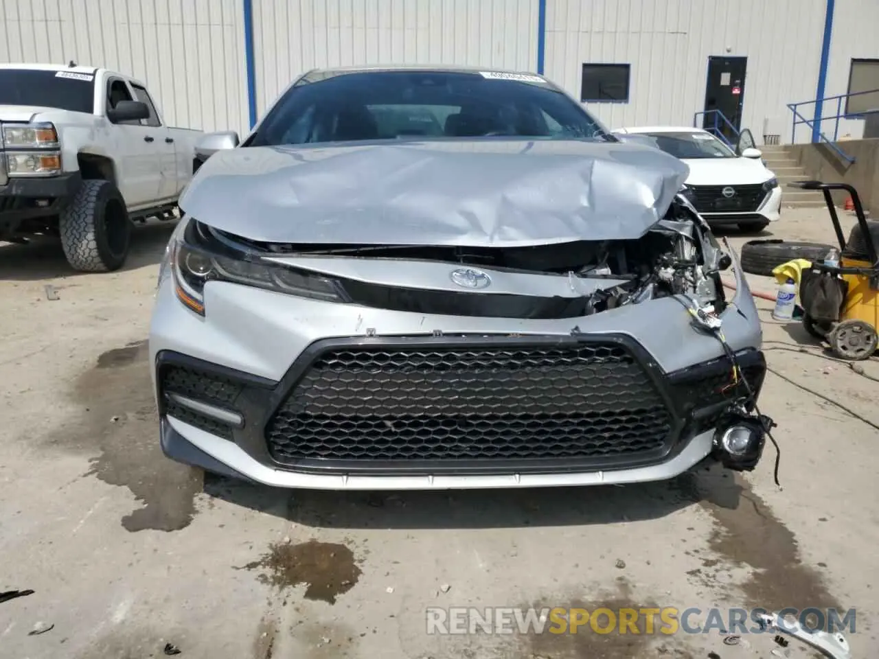 5 Photograph of a damaged car 5YFS4MCE1NP103355 TOYOTA COROLLA 2022