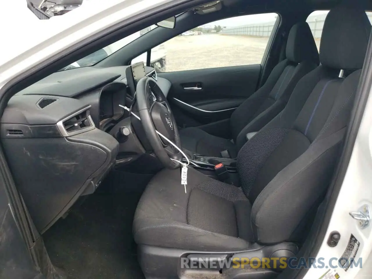 7 Photograph of a damaged car 5YFS4MCE1NP106384 TOYOTA COROLLA 2022