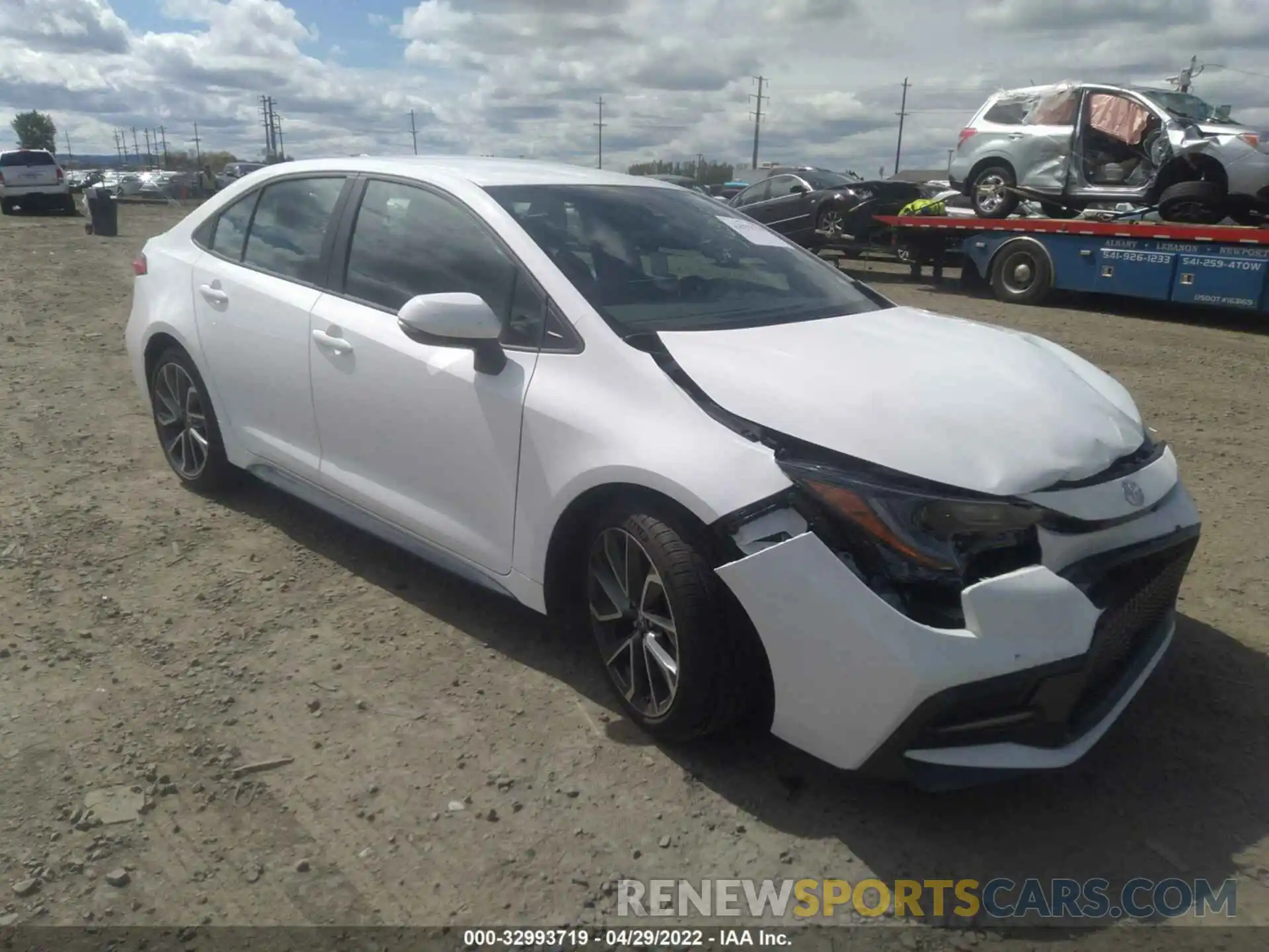 1 Photograph of a damaged car 5YFS4MCE1NP109978 TOYOTA COROLLA 2022