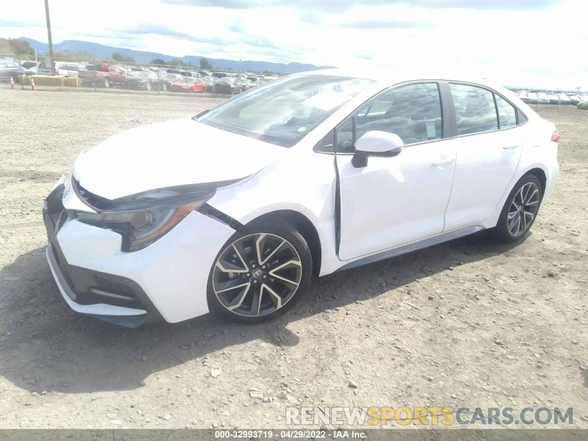 2 Photograph of a damaged car 5YFS4MCE1NP109978 TOYOTA COROLLA 2022