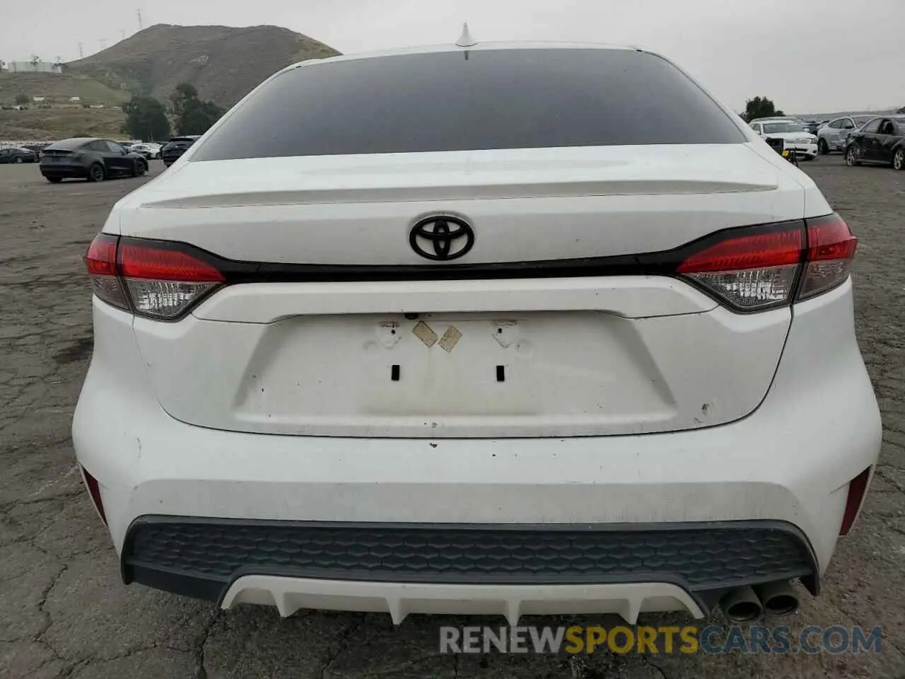 6 Photograph of a damaged car 5YFS4MCE1NP113240 TOYOTA COROLLA 2022