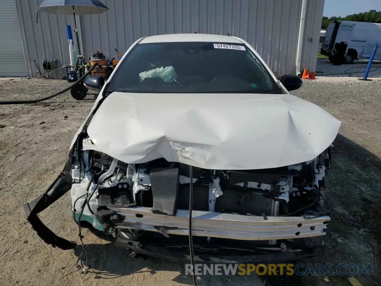 5 Photograph of a damaged car 5YFS4MCE1NP116753 TOYOTA COROLLA 2022