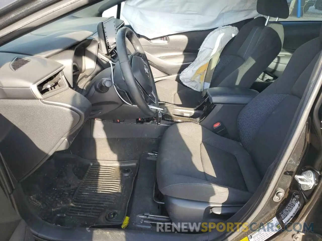 7 Photograph of a damaged car 5YFS4MCE1NP117689 TOYOTA COROLLA 2022