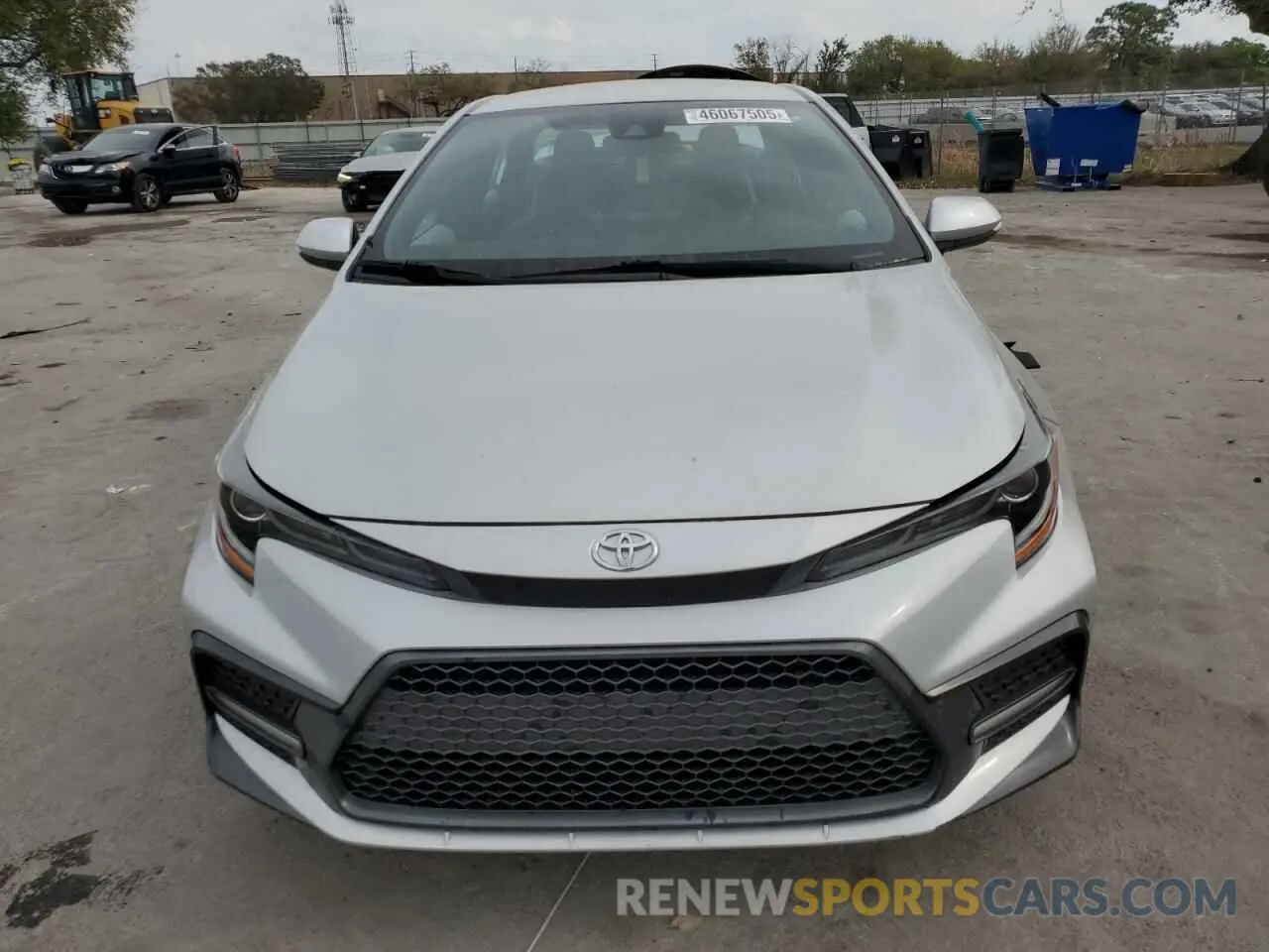 5 Photograph of a damaged car 5YFS4MCE1NP120138 TOYOTA COROLLA 2022