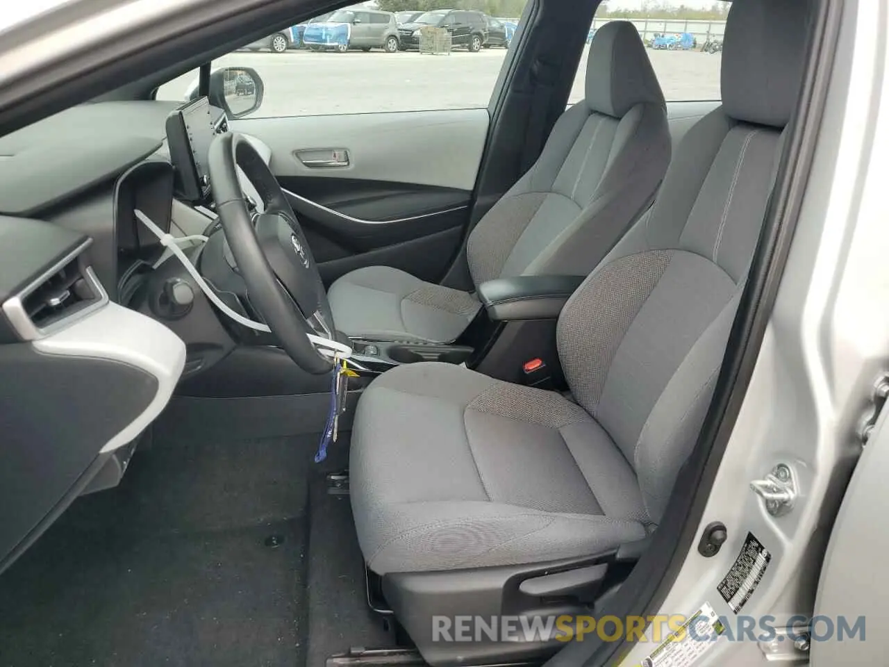 7 Photograph of a damaged car 5YFS4MCE1NP120138 TOYOTA COROLLA 2022
