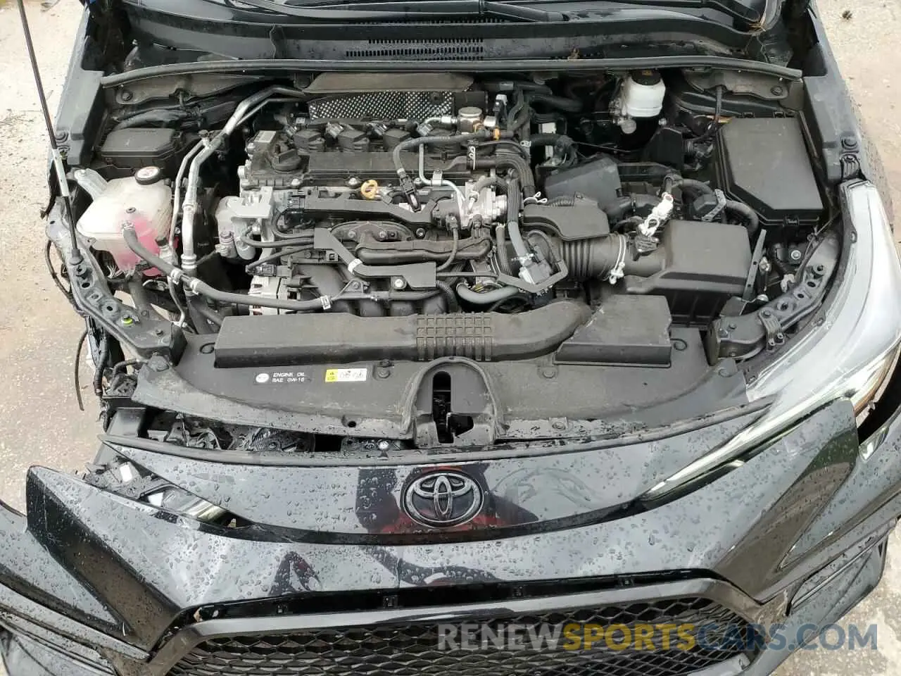 11 Photograph of a damaged car 5YFS4MCE1NP121032 TOYOTA COROLLA 2022