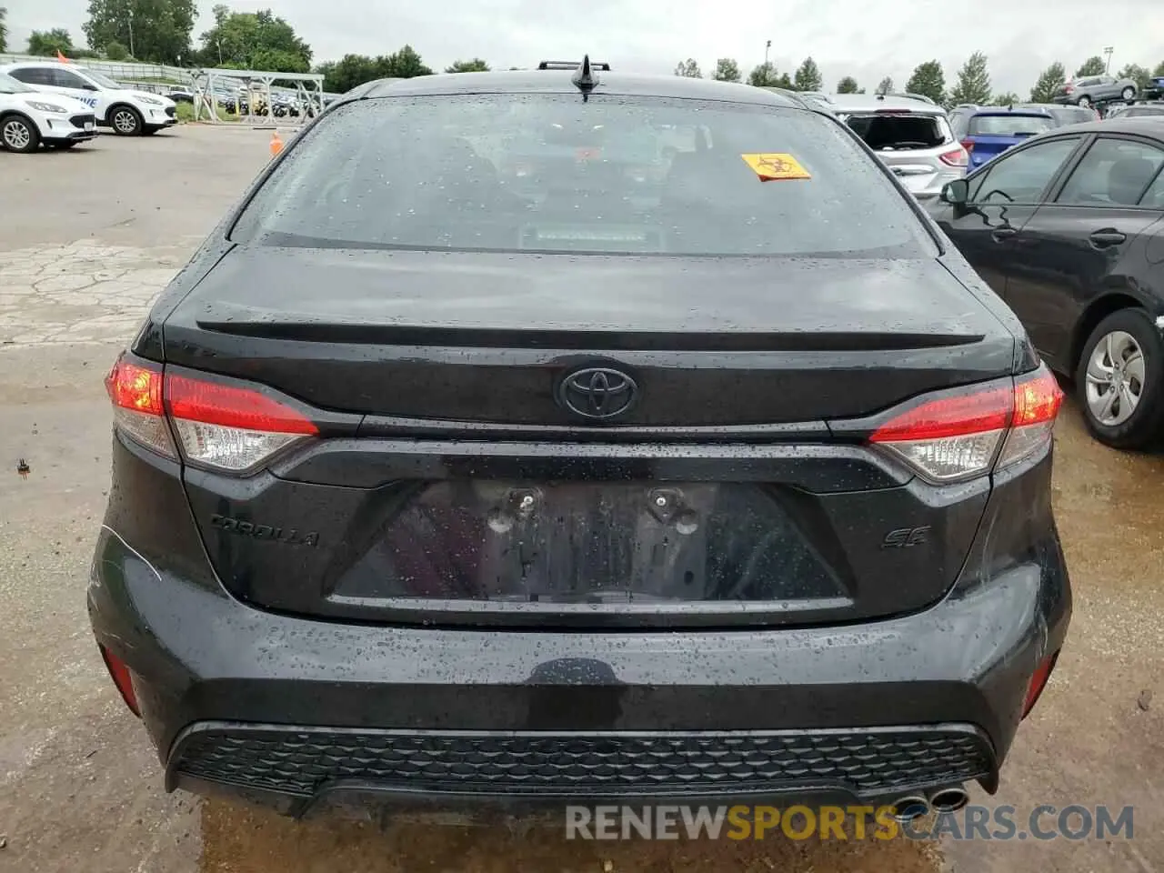6 Photograph of a damaged car 5YFS4MCE1NP121032 TOYOTA COROLLA 2022
