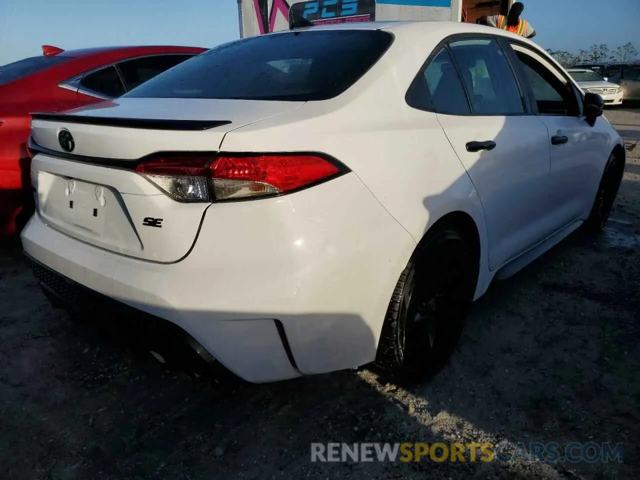 3 Photograph of a damaged car 5YFS4MCE1NP121449 TOYOTA COROLLA 2022