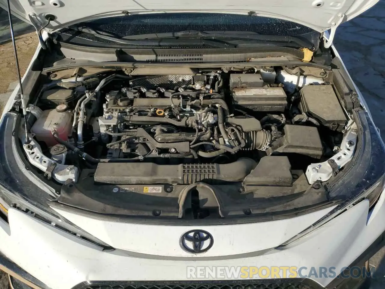 11 Photograph of a damaged car 5YFS4MCE1NP123959 TOYOTA COROLLA 2022