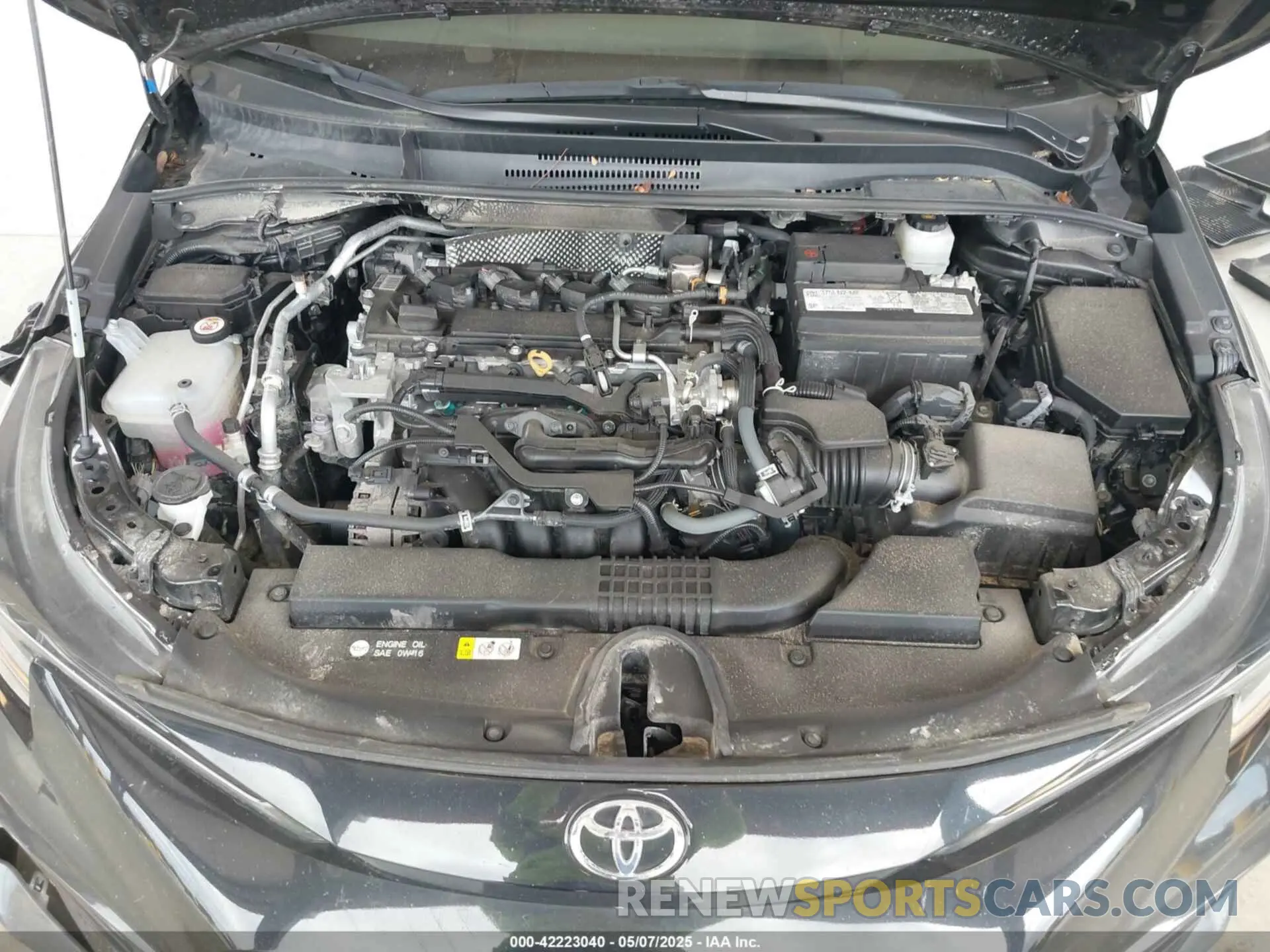 10 Photograph of a damaged car 5YFS4MCE2NP106717 TOYOTA COROLLA 2022