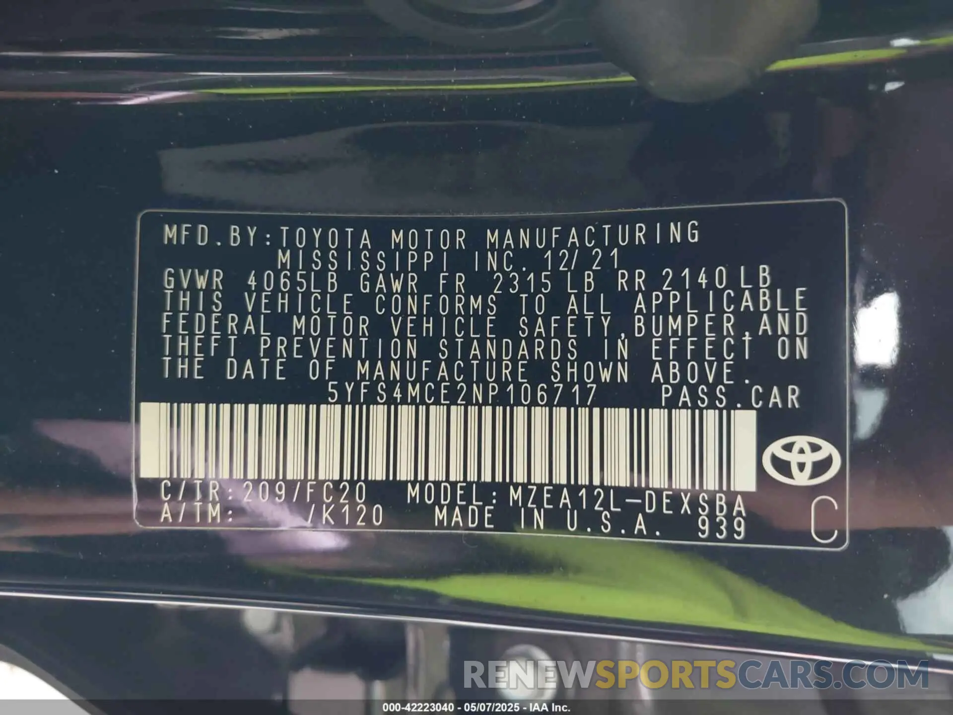 9 Photograph of a damaged car 5YFS4MCE2NP106717 TOYOTA COROLLA 2022