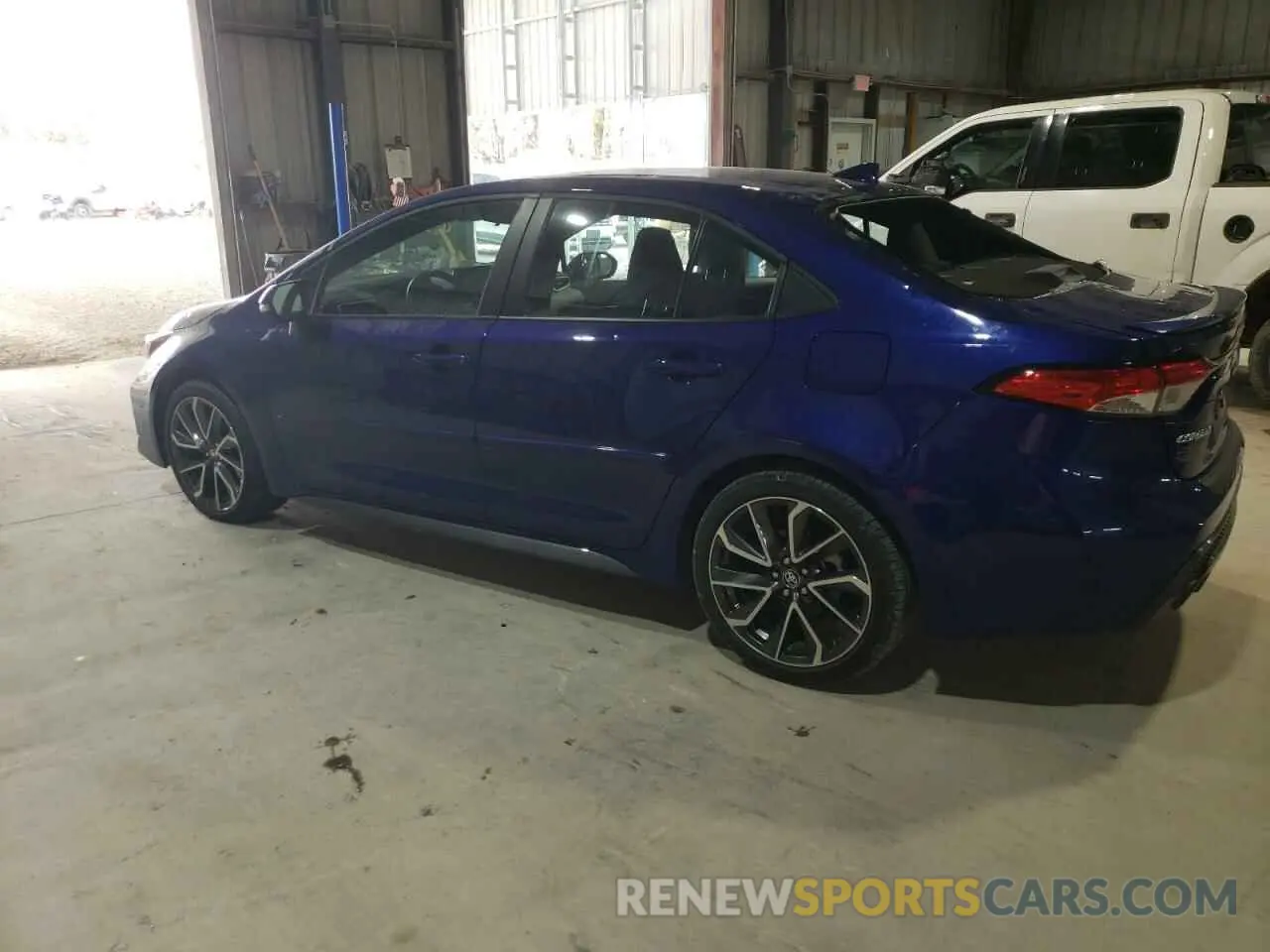 2 Photograph of a damaged car 5YFS4MCE2NP116065 TOYOTA COROLLA 2022