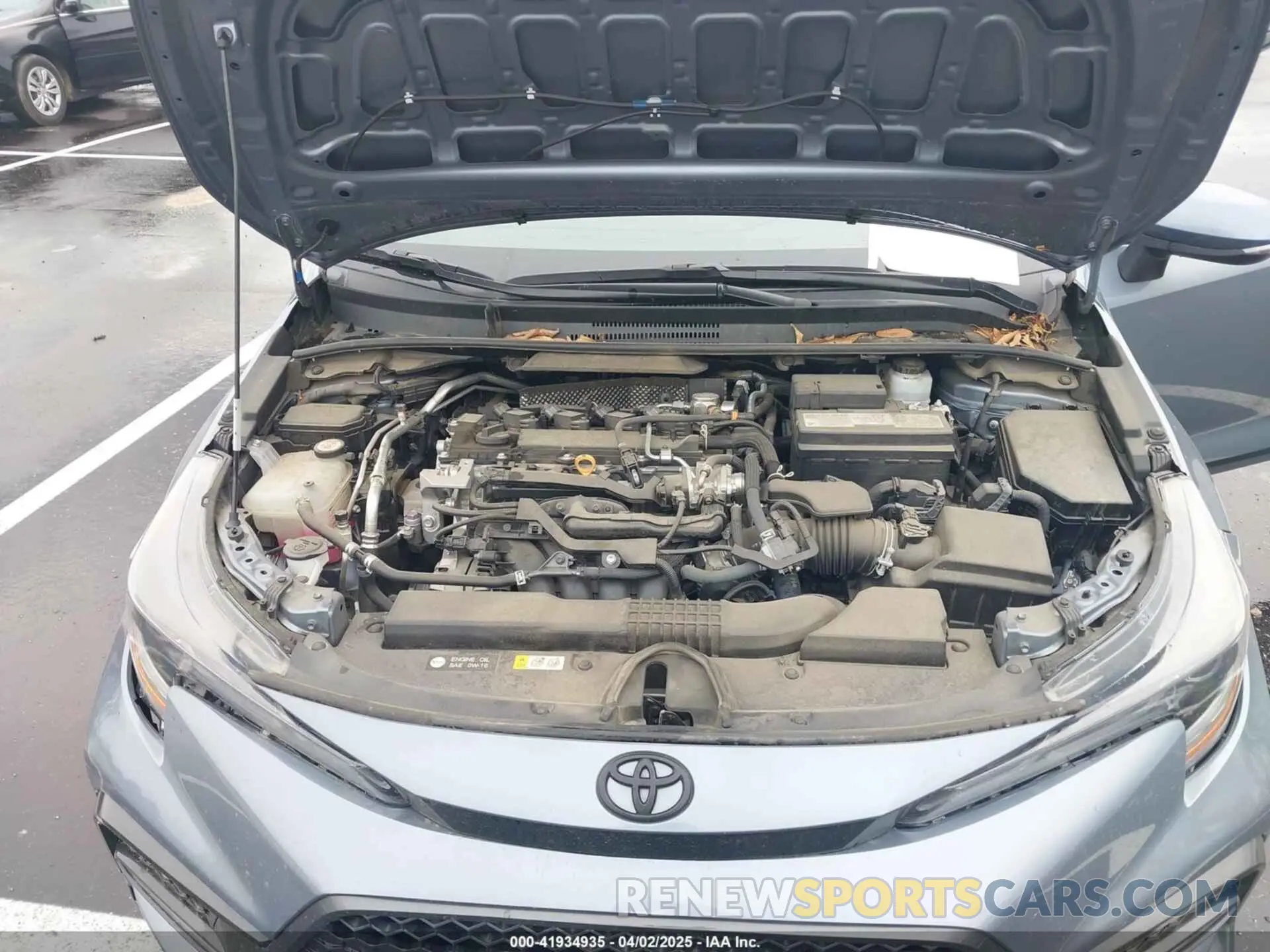 10 Photograph of a damaged car 5YFS4MCE2NP127633 TOYOTA COROLLA 2022