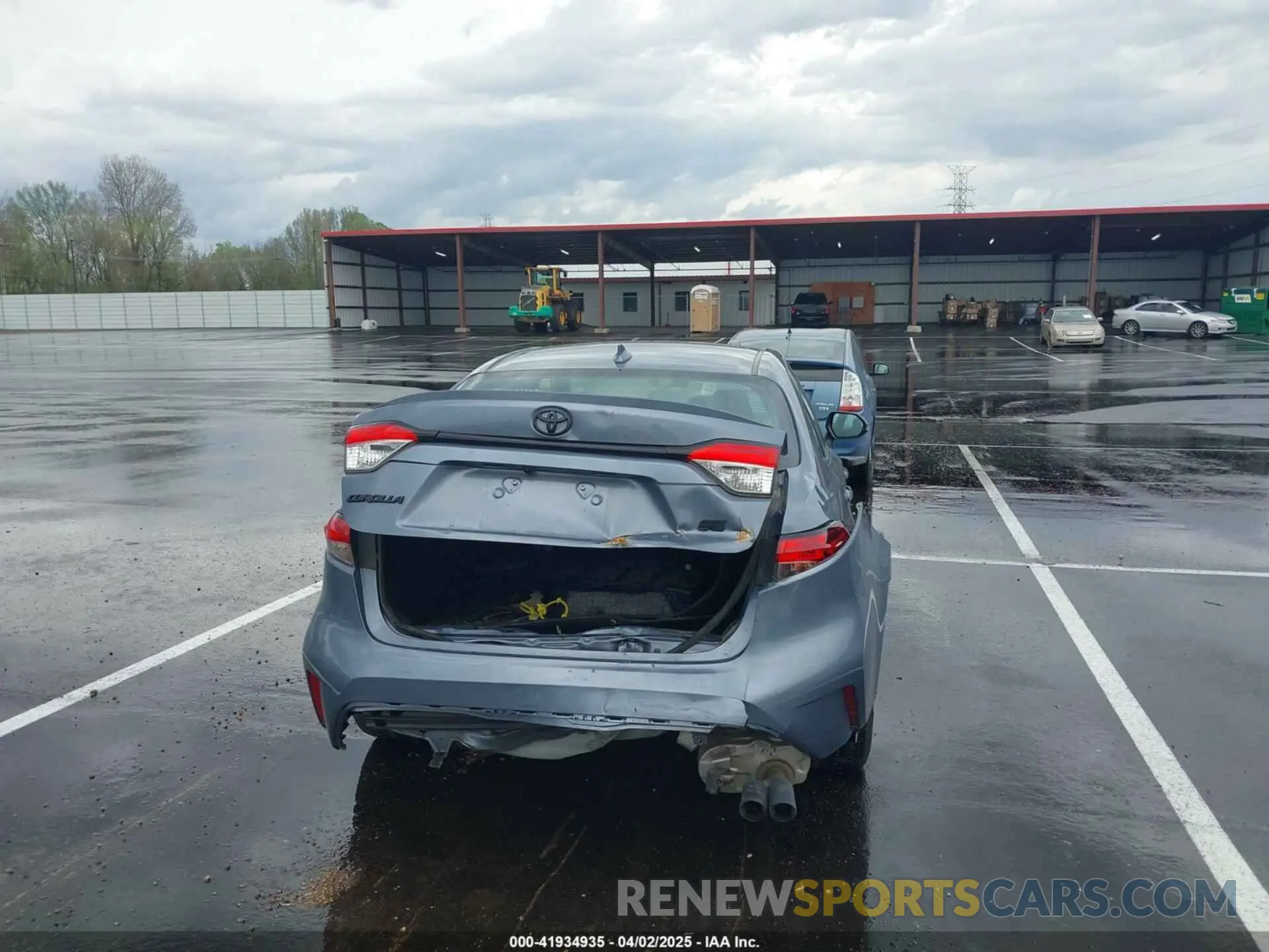 16 Photograph of a damaged car 5YFS4MCE2NP127633 TOYOTA COROLLA 2022