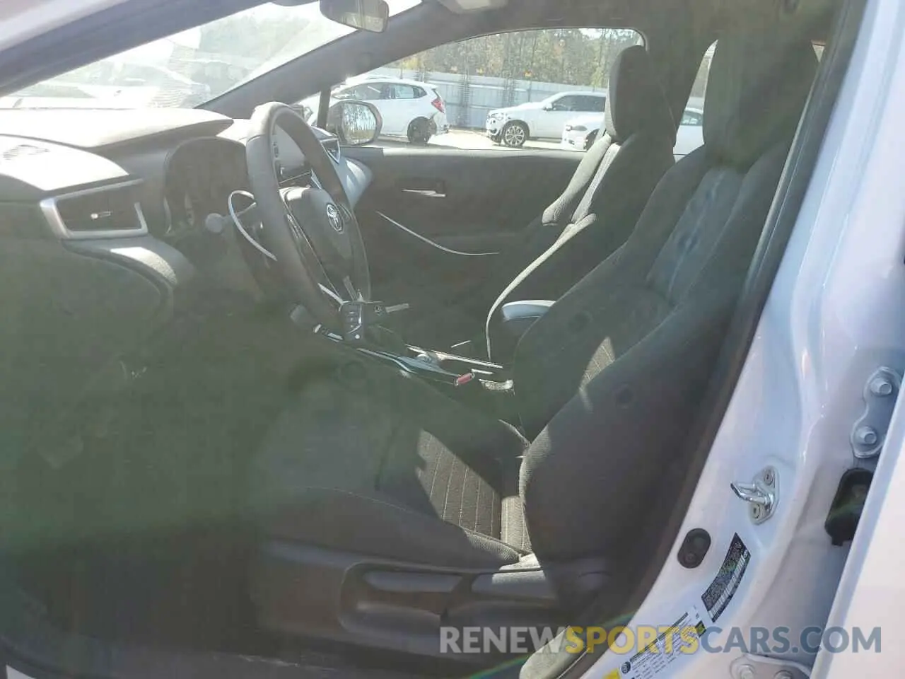 7 Photograph of a damaged car 5YFS4MCE2NP139040 TOYOTA COROLLA 2022