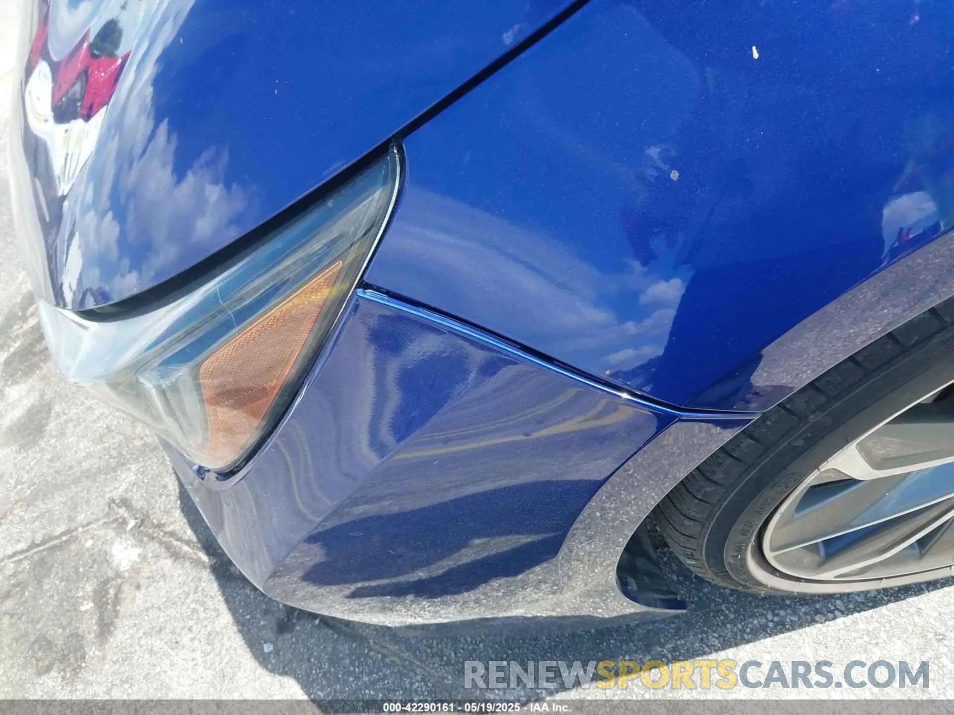 18 Photograph of a damaged car 5YFS4MCE4NP110834 TOYOTA COROLLA 2022